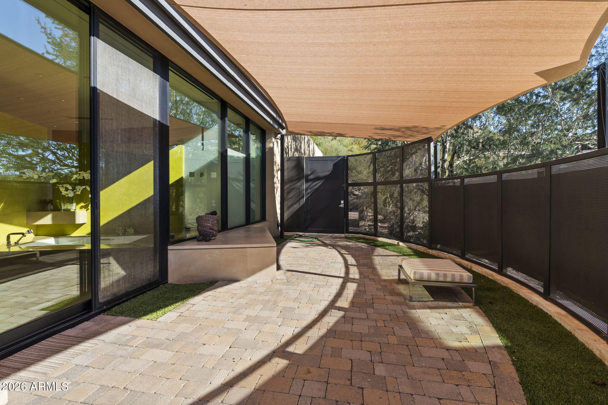 PARADISE VALLEY ESTATES - Residential