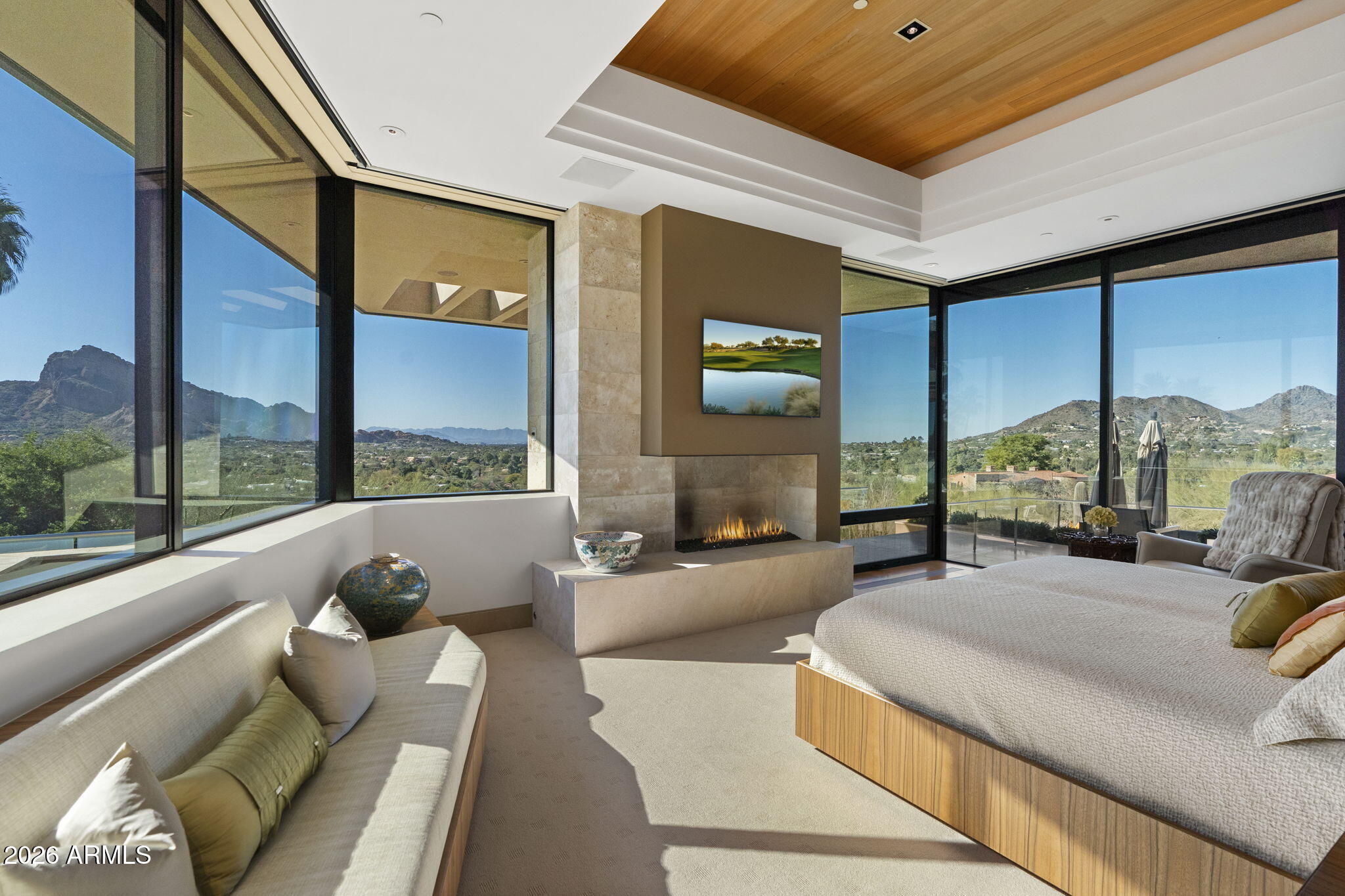 PARADISE VALLEY ESTATES - Residential