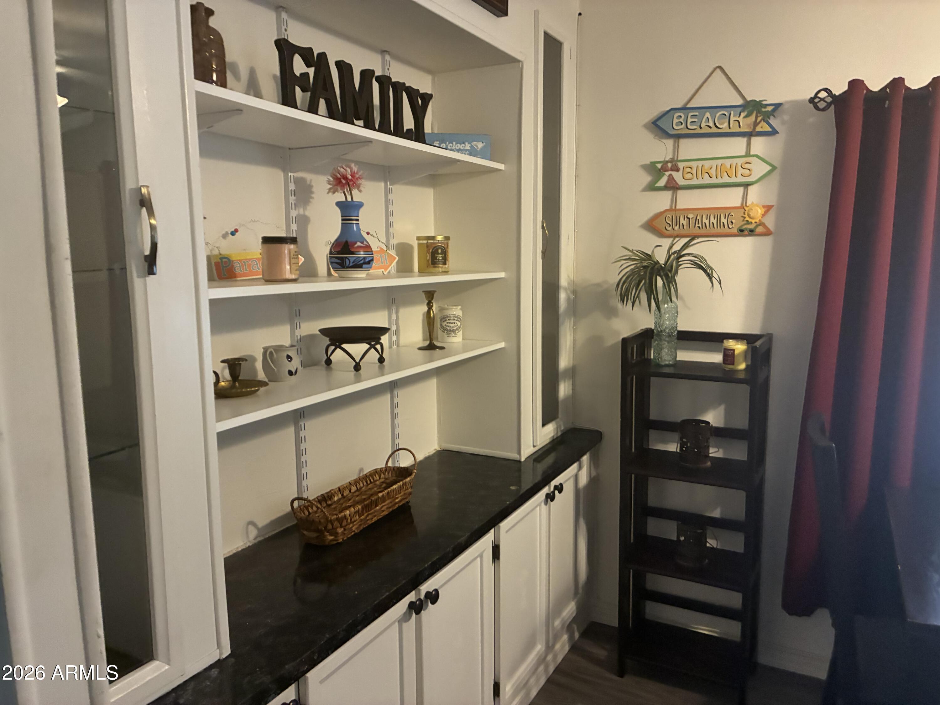 LA CASA TRAIL MOBILE VILLAGE - Residential