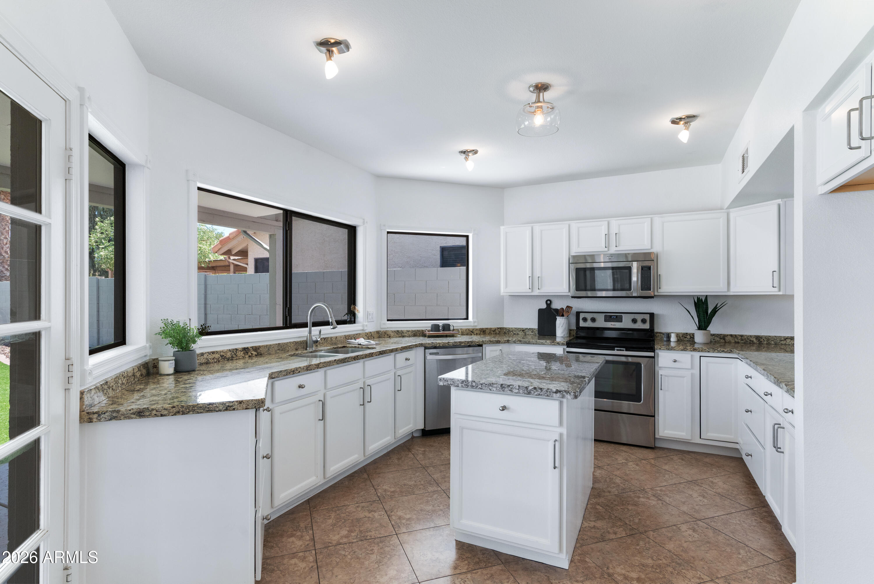 WINDHAVEN UNIT 2 AMD LOT 1-71 - Residential