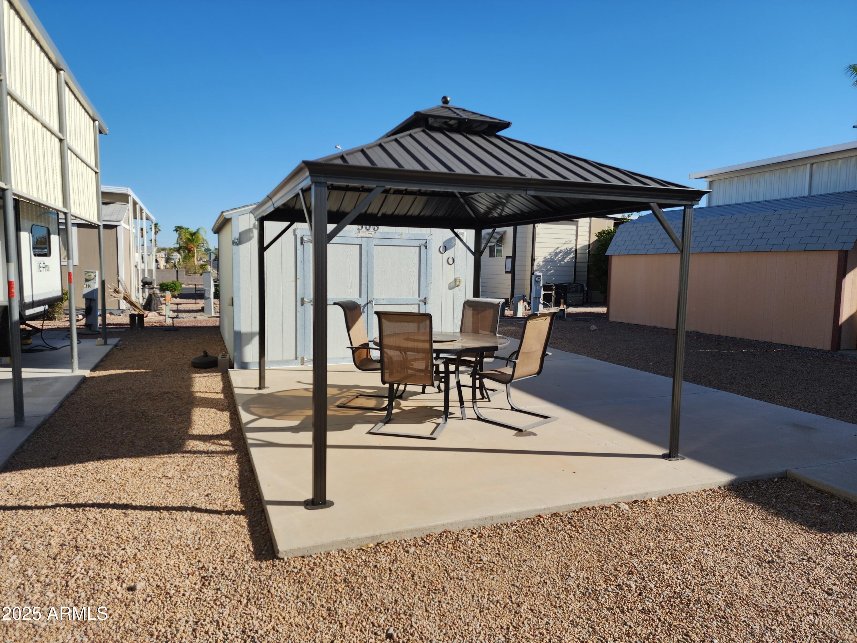 TIERRA DEL SOL RV RESORT - Land