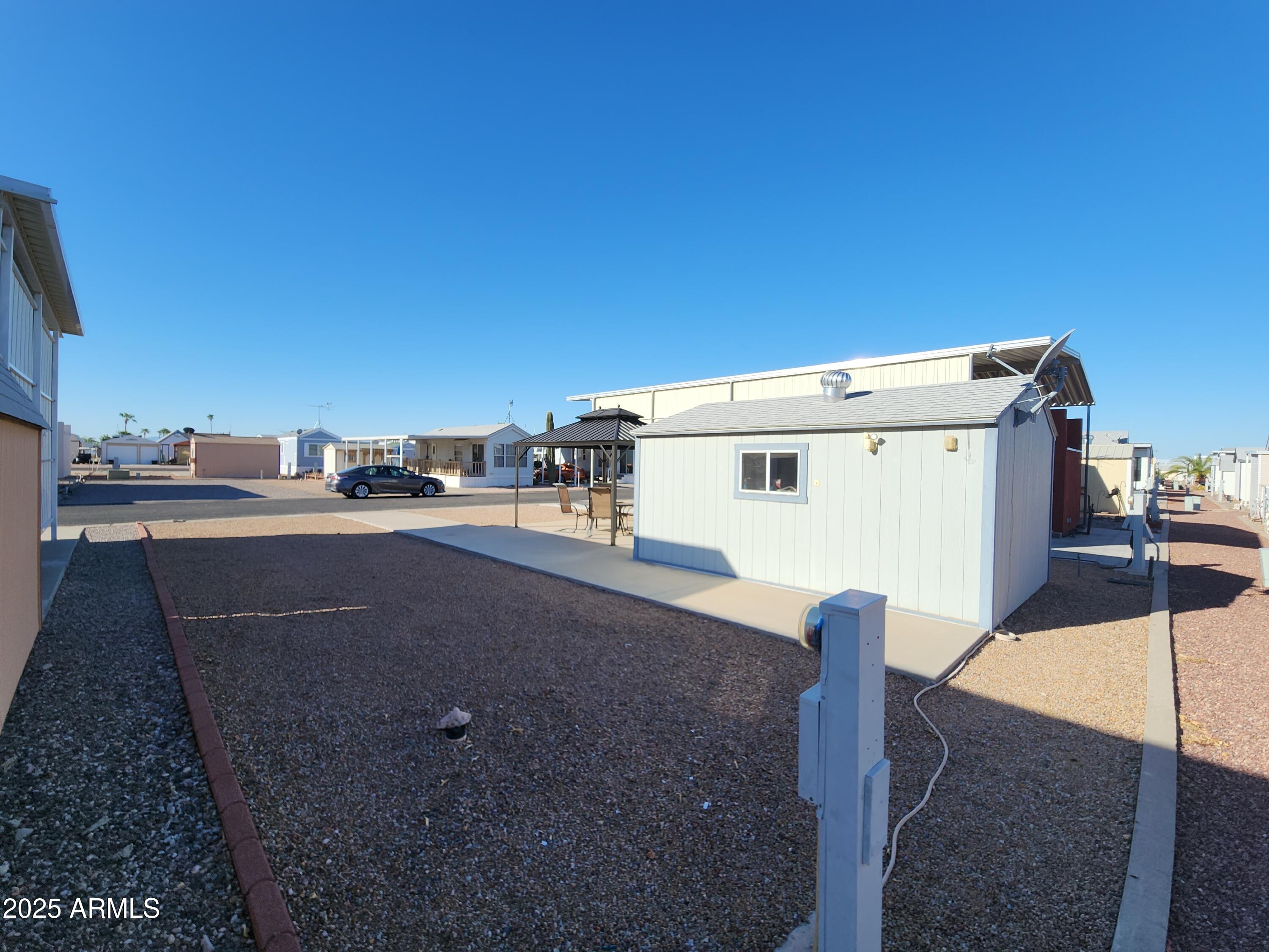 TIERRA DEL SOL RV RESORT - Land