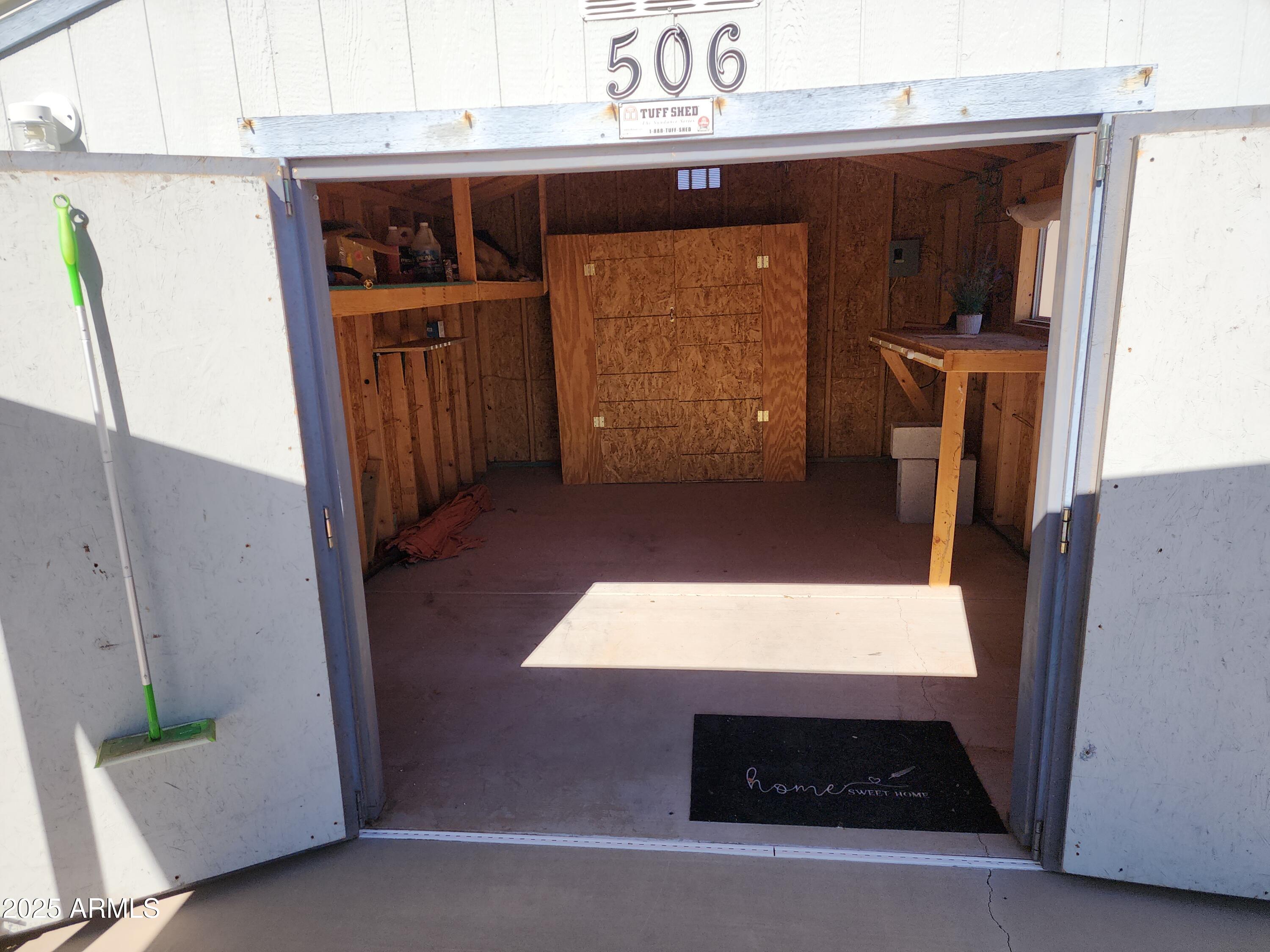 TIERRA DEL SOL RV RESORT - Land