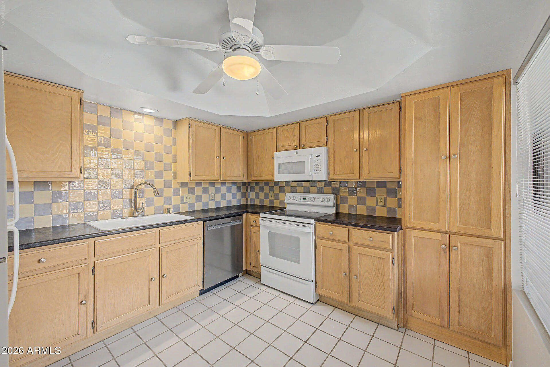 WALDEN PLACE 3 - Residential
