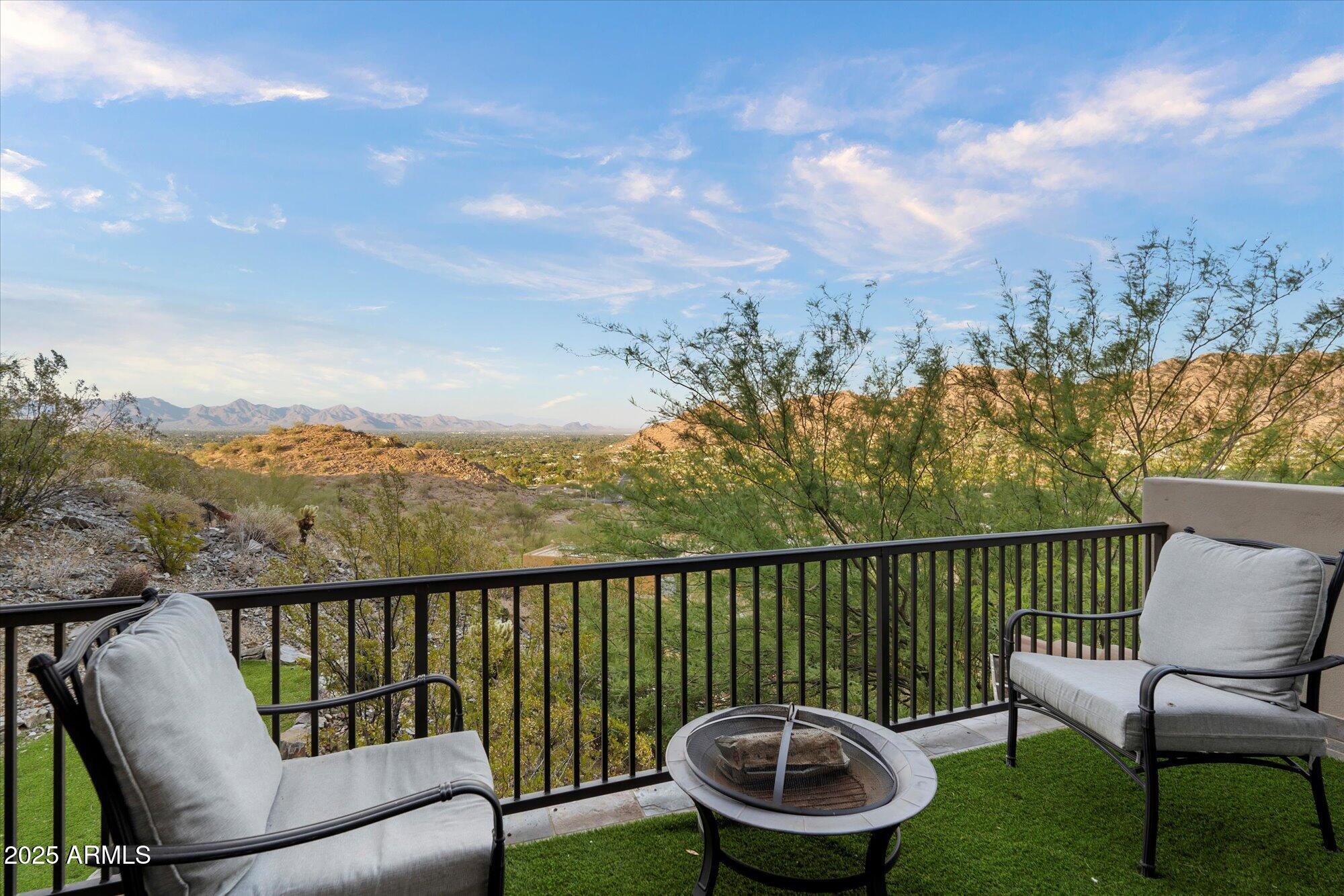 TATUM CANYON - Residential