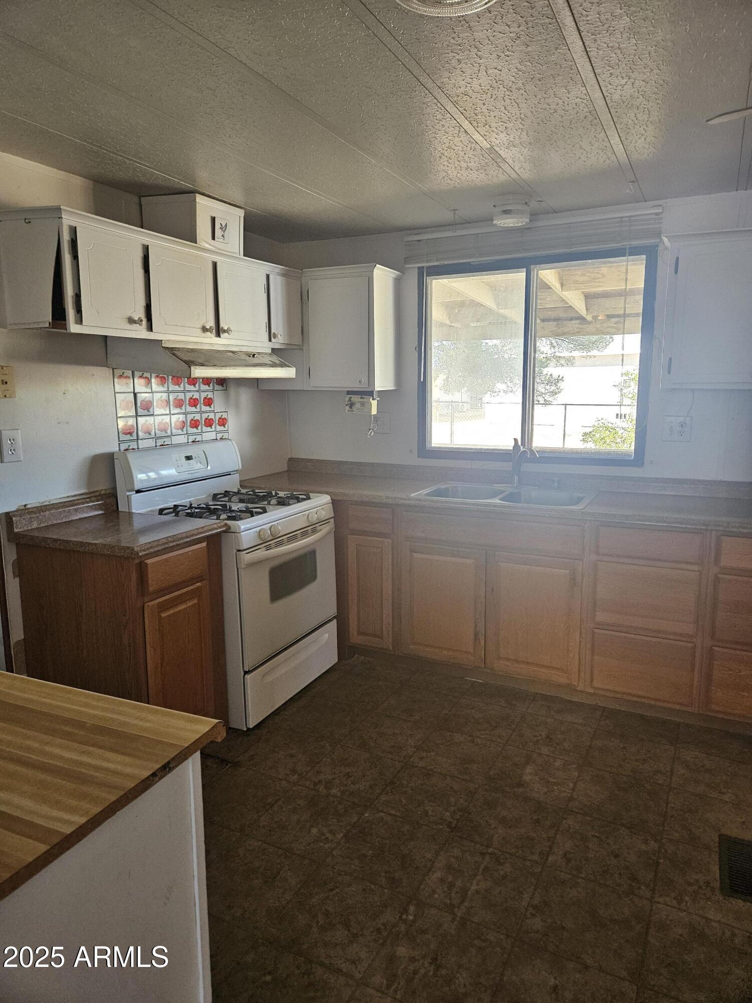 GOLDEN ACRES MOBILE HOME PARK 2 - Residential