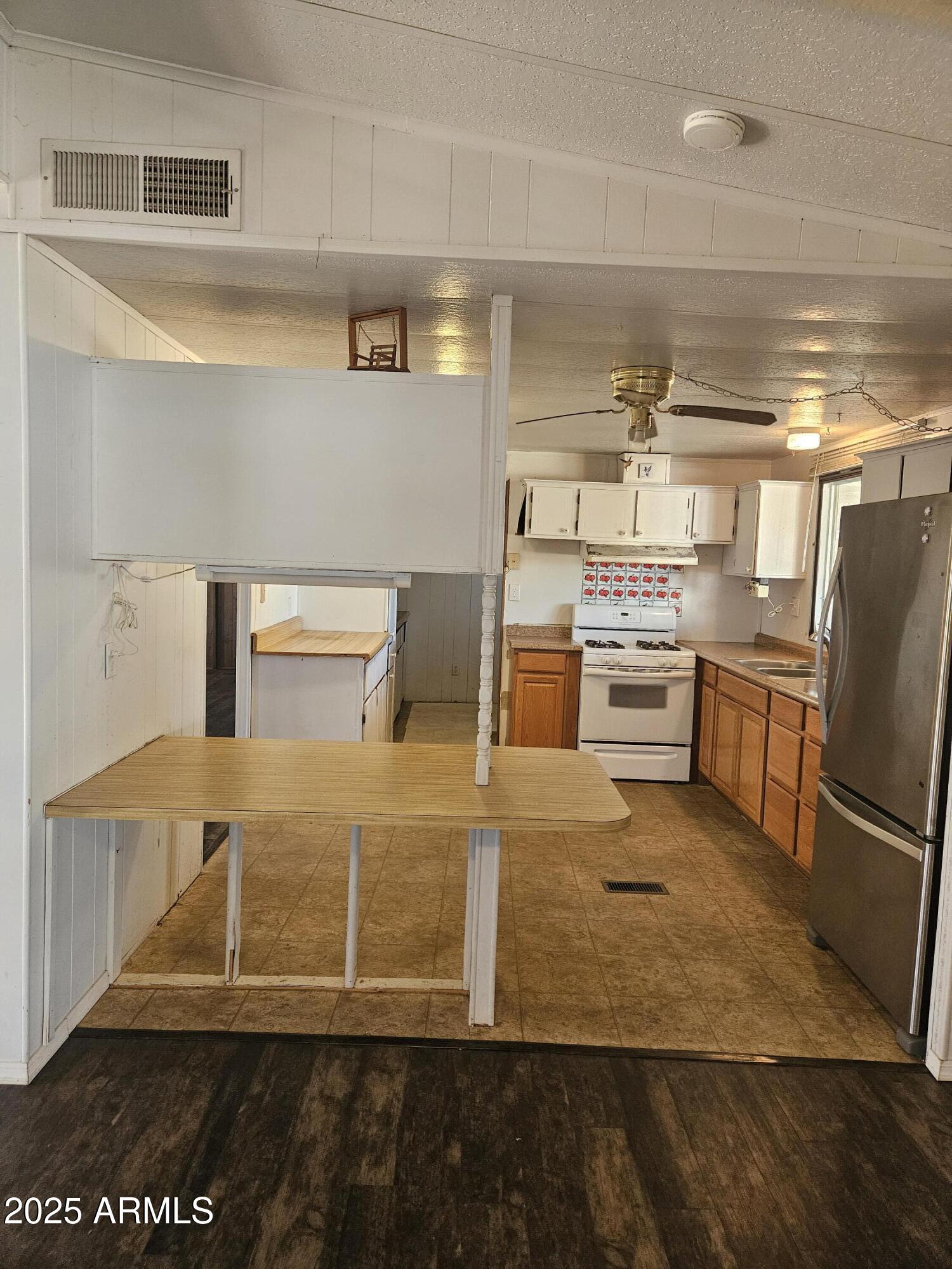 GOLDEN ACRES MOBILE HOME PARK 2 - Residential