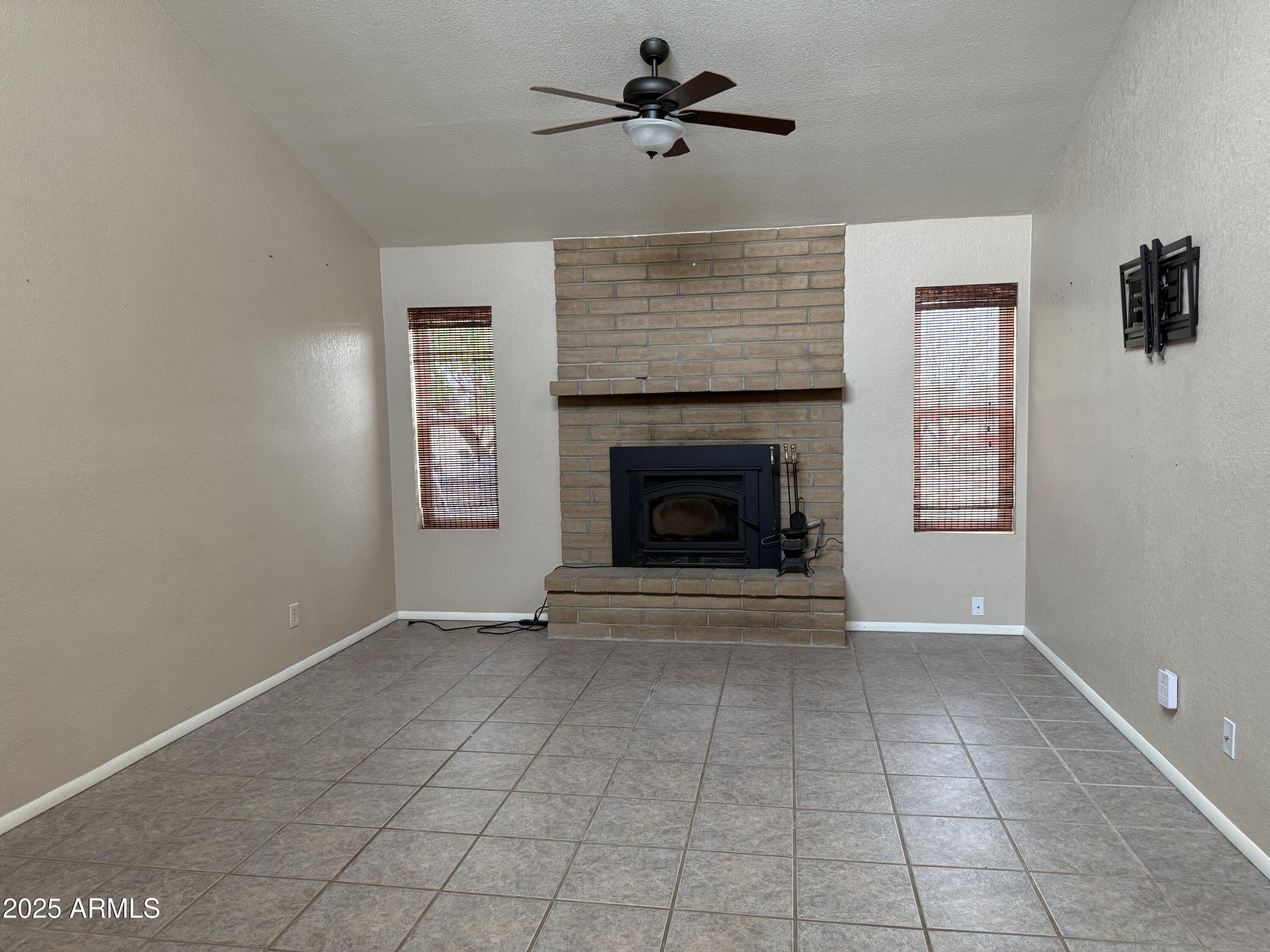 SIERRA VISTA ESTATES 3 - Residential