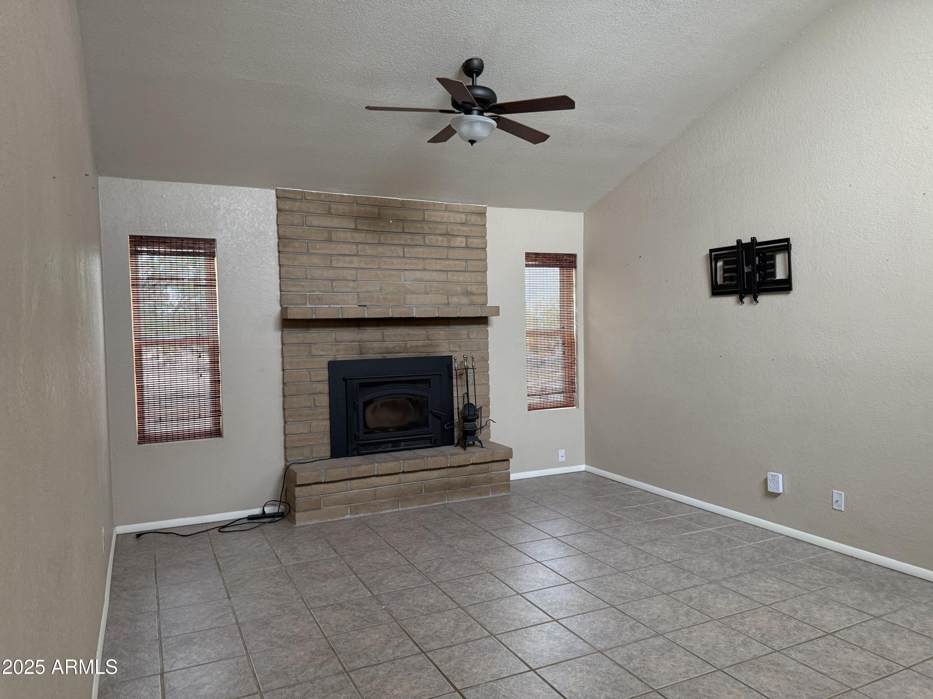 SIERRA VISTA ESTATES 3 - Residential