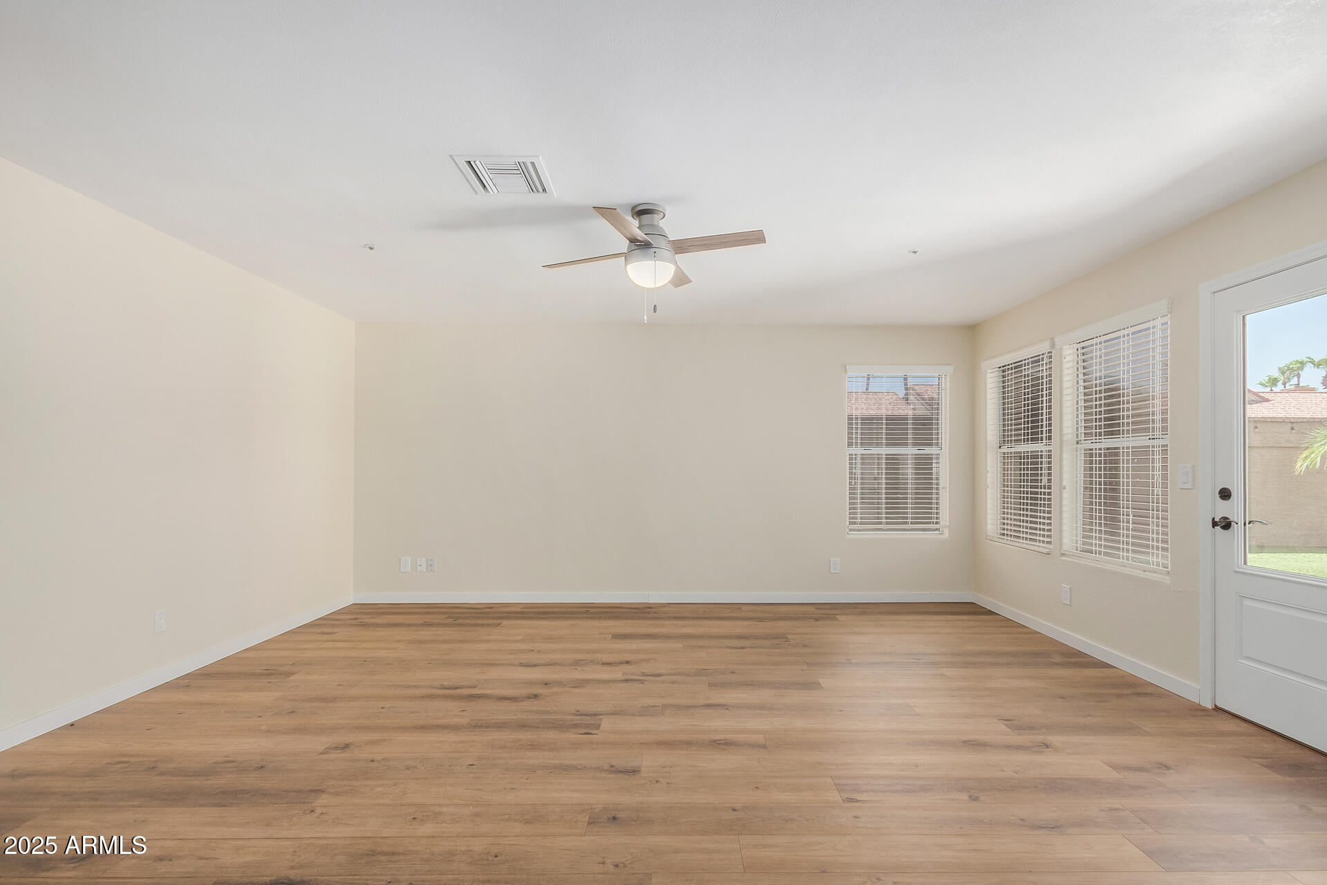 CASA NORTE - Residential Lease