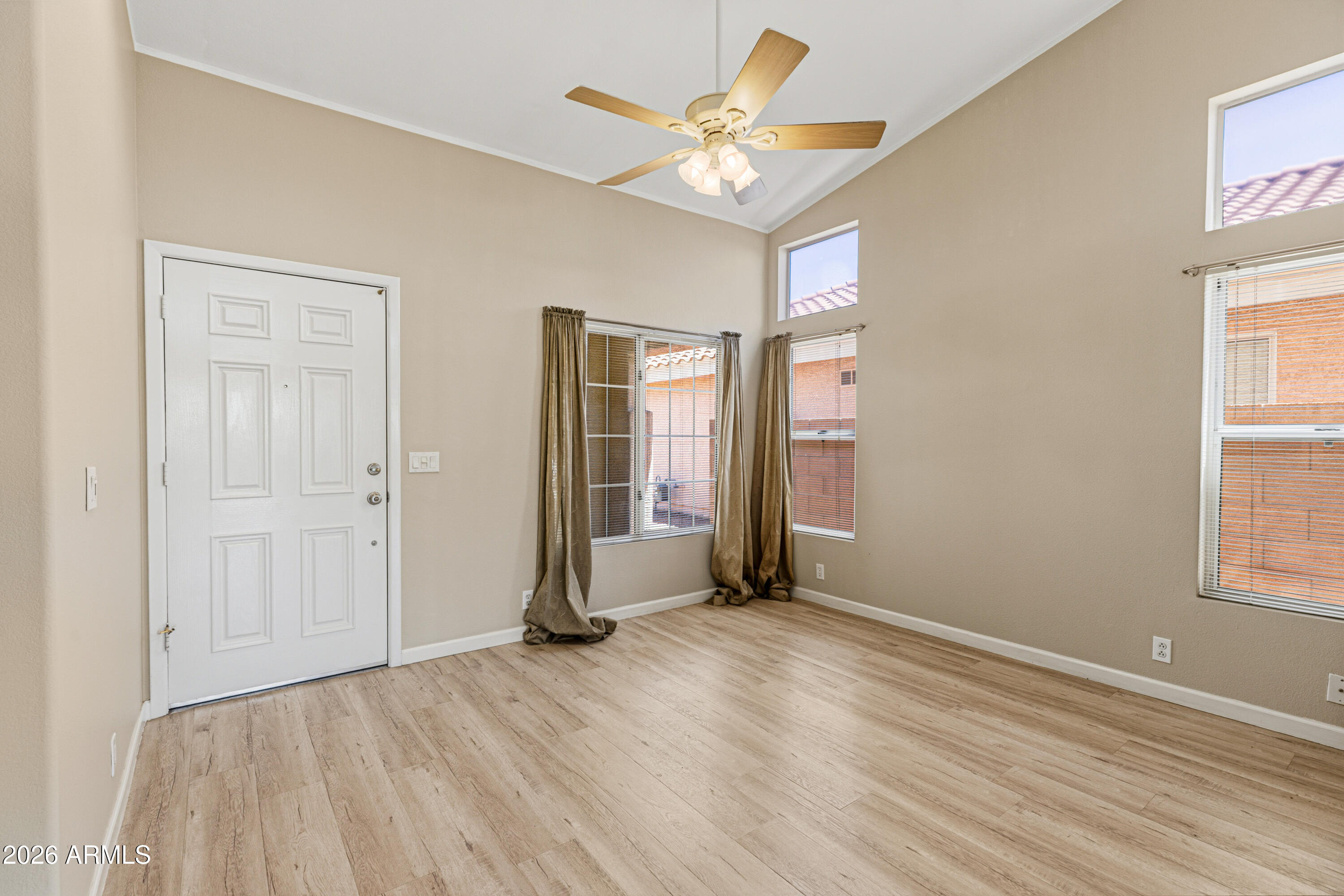 KAUFMAN BROAD AT DESERT CANYON - Residential