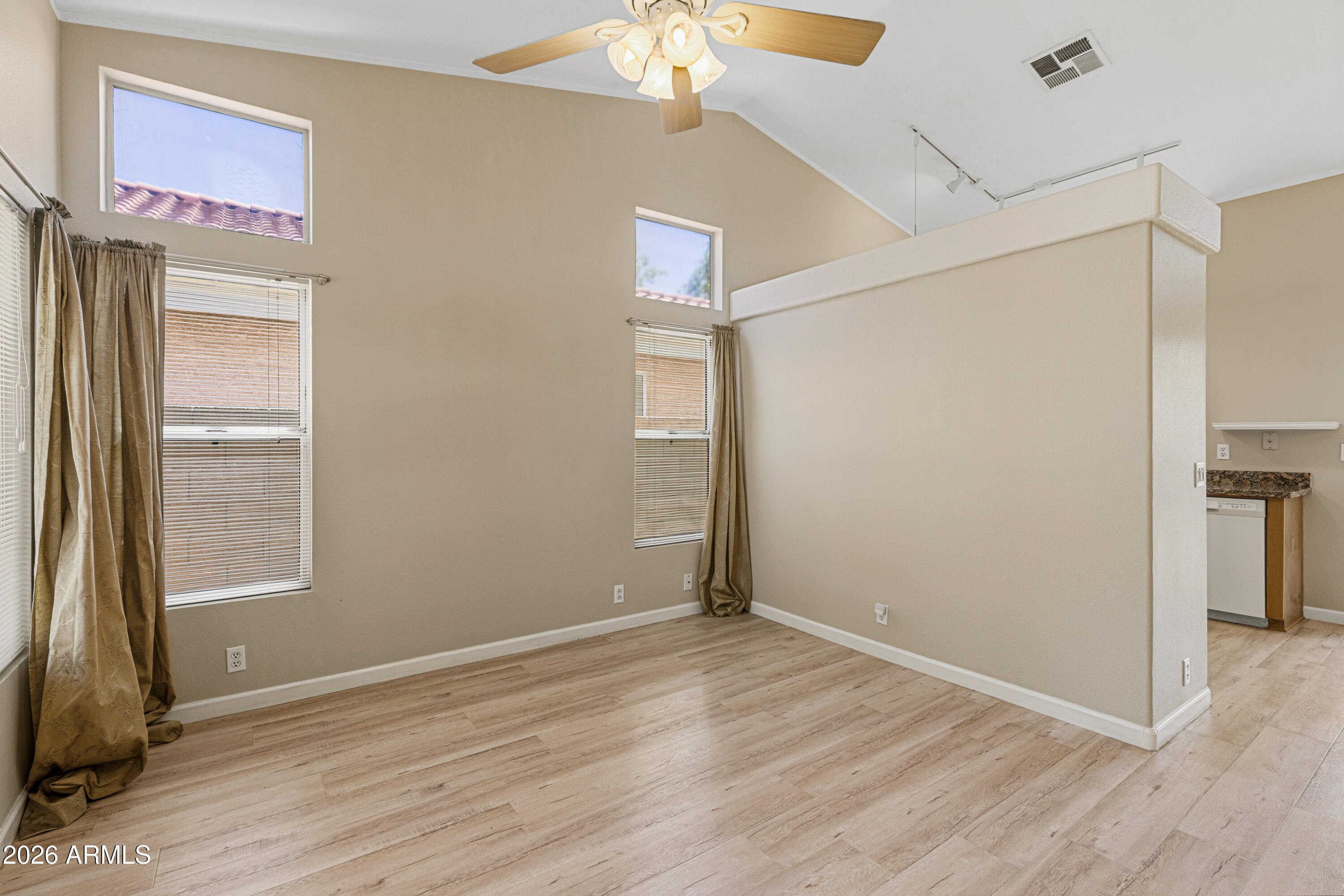 KAUFMAN BROAD AT DESERT CANYON - Residential