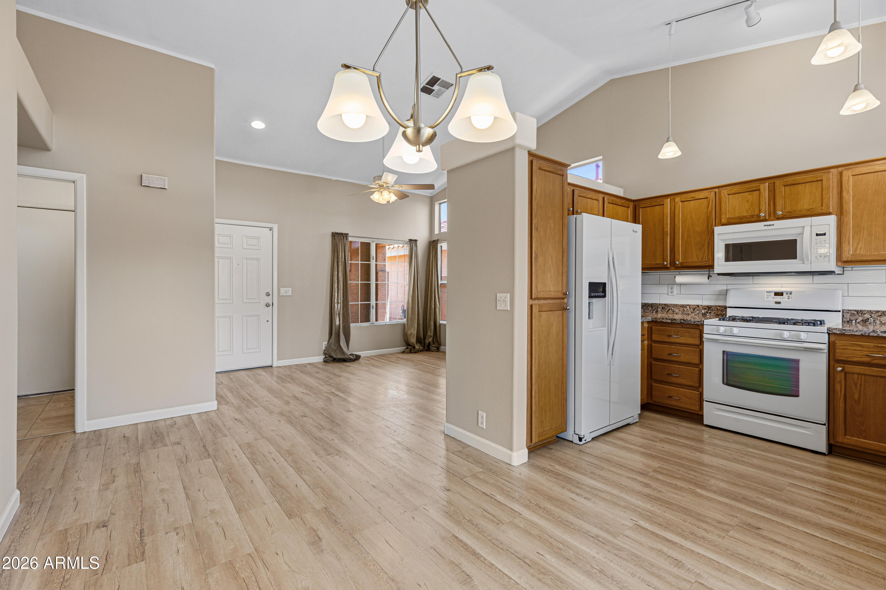 KAUFMAN BROAD AT DESERT CANYON - Residential