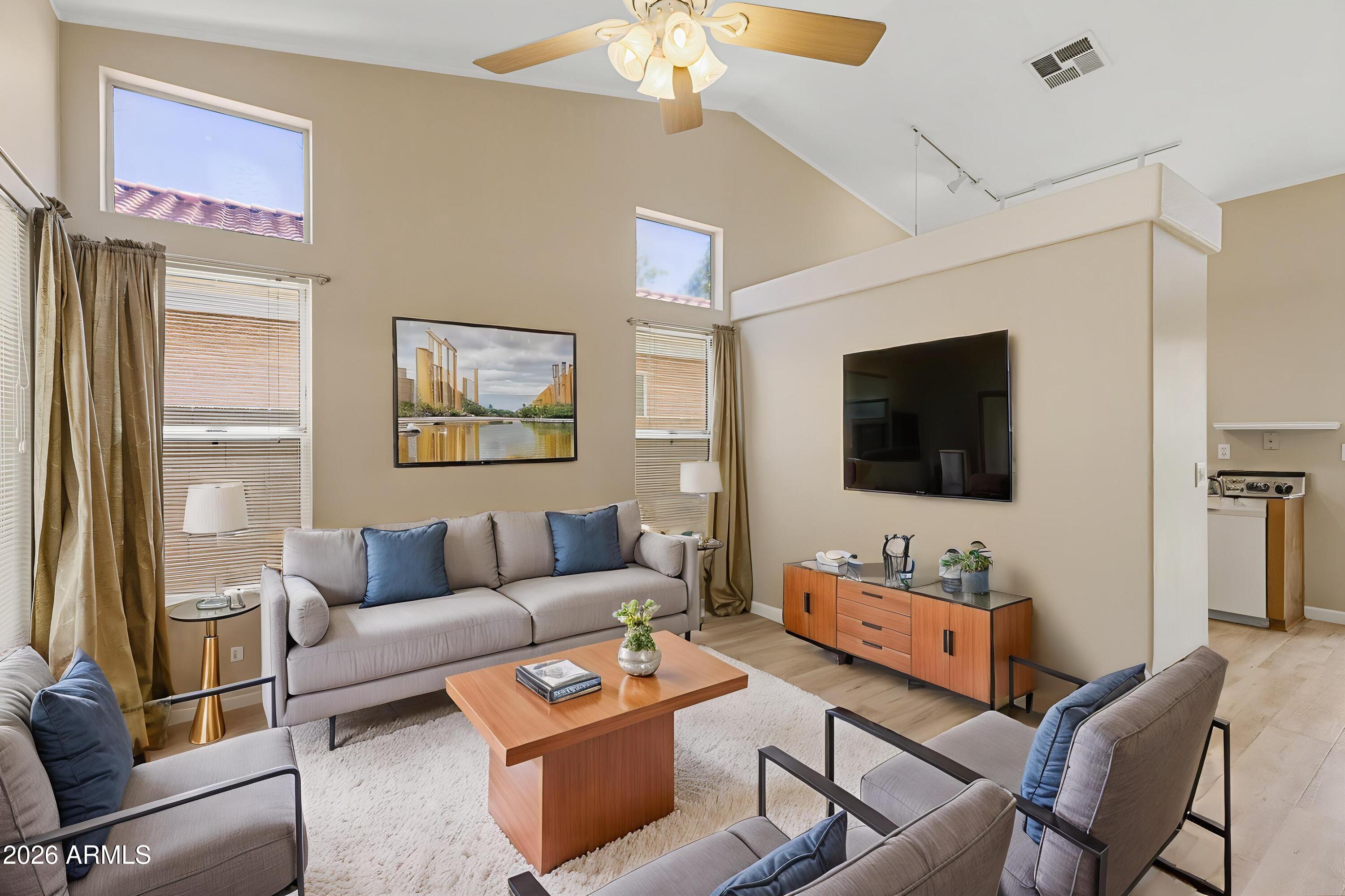 KAUFMAN BROAD AT DESERT CANYON - Residential