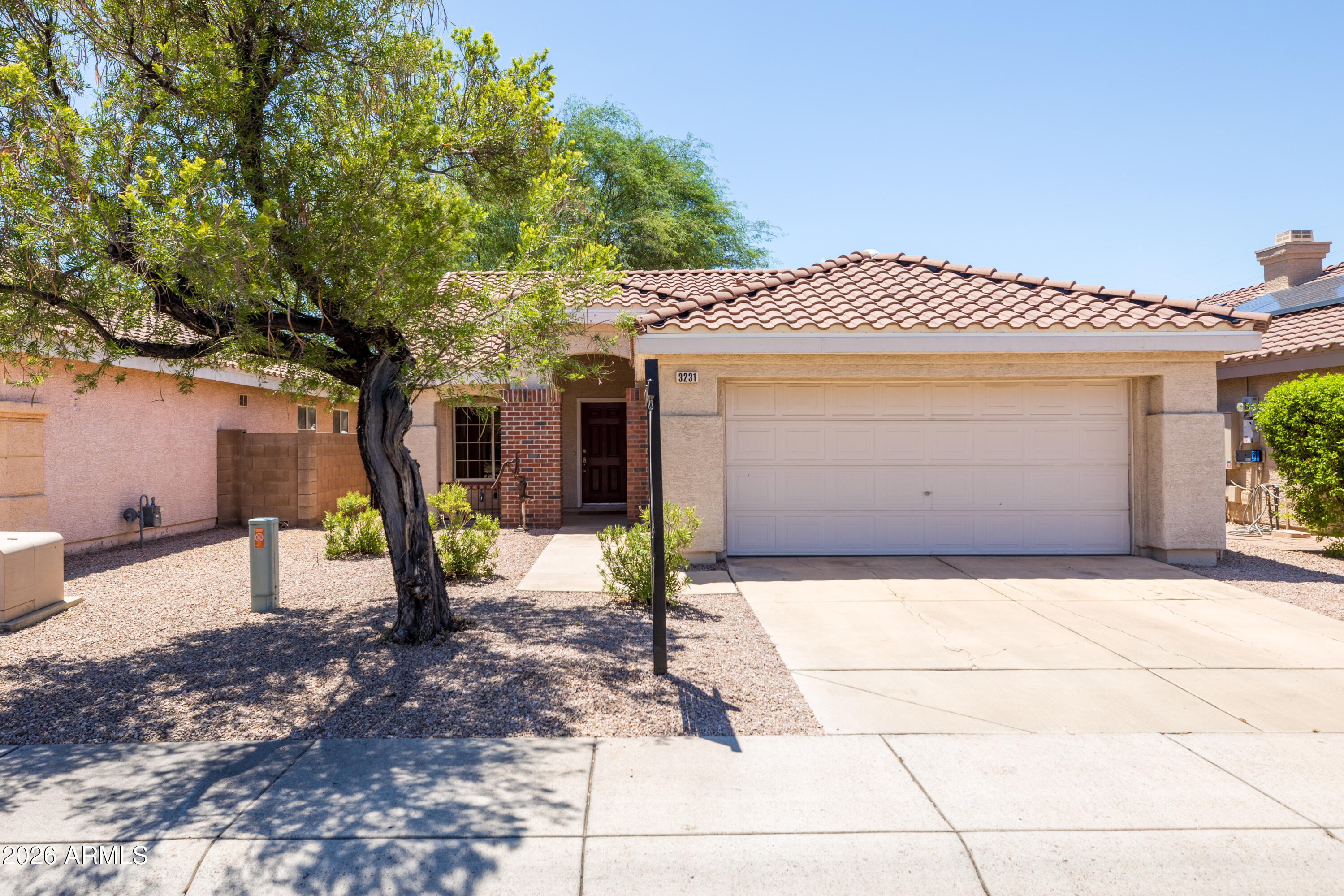 KAUFMAN BROAD AT DESERT CANYON - Residential