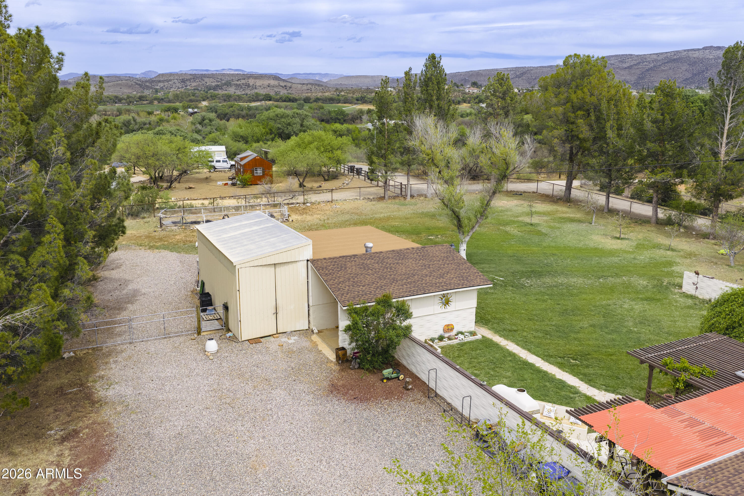 OAK CREEK ESTATES - Residential