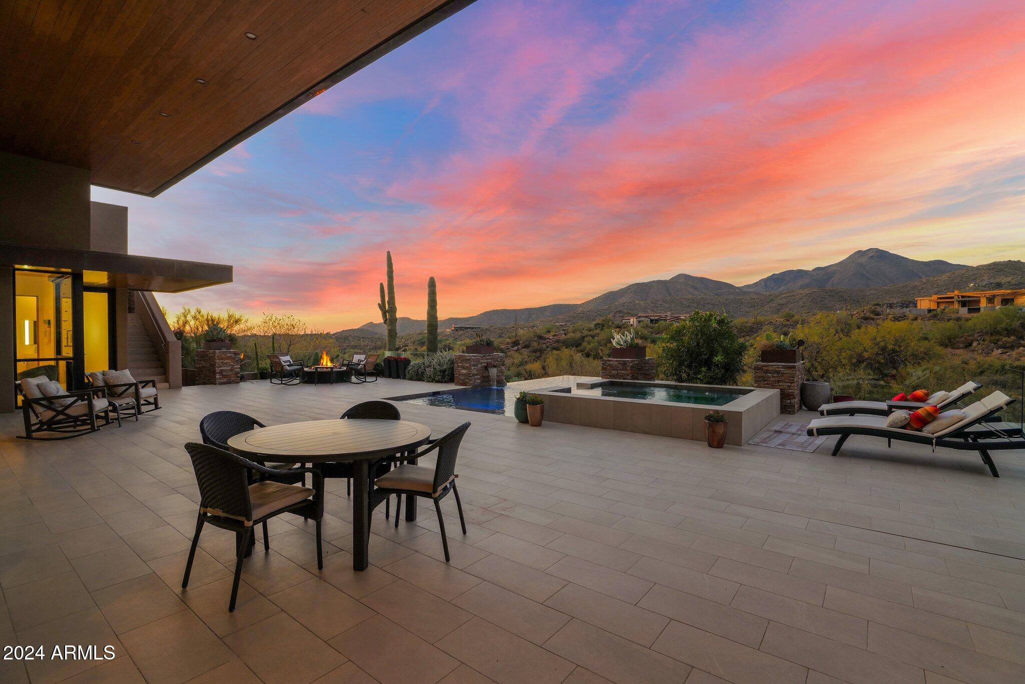 DESERT MOUNTAIN - Residential