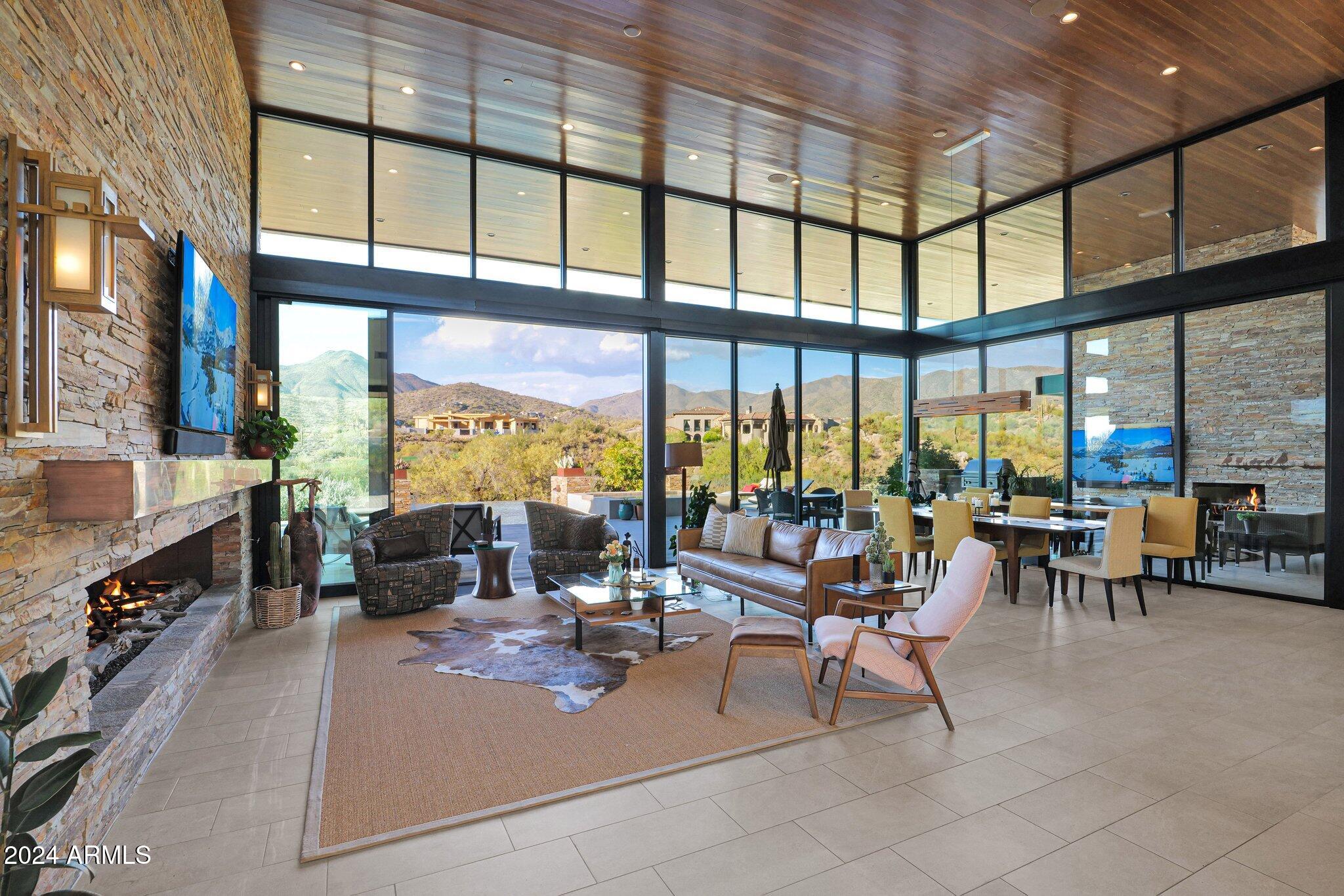 DESERT MOUNTAIN - Residential