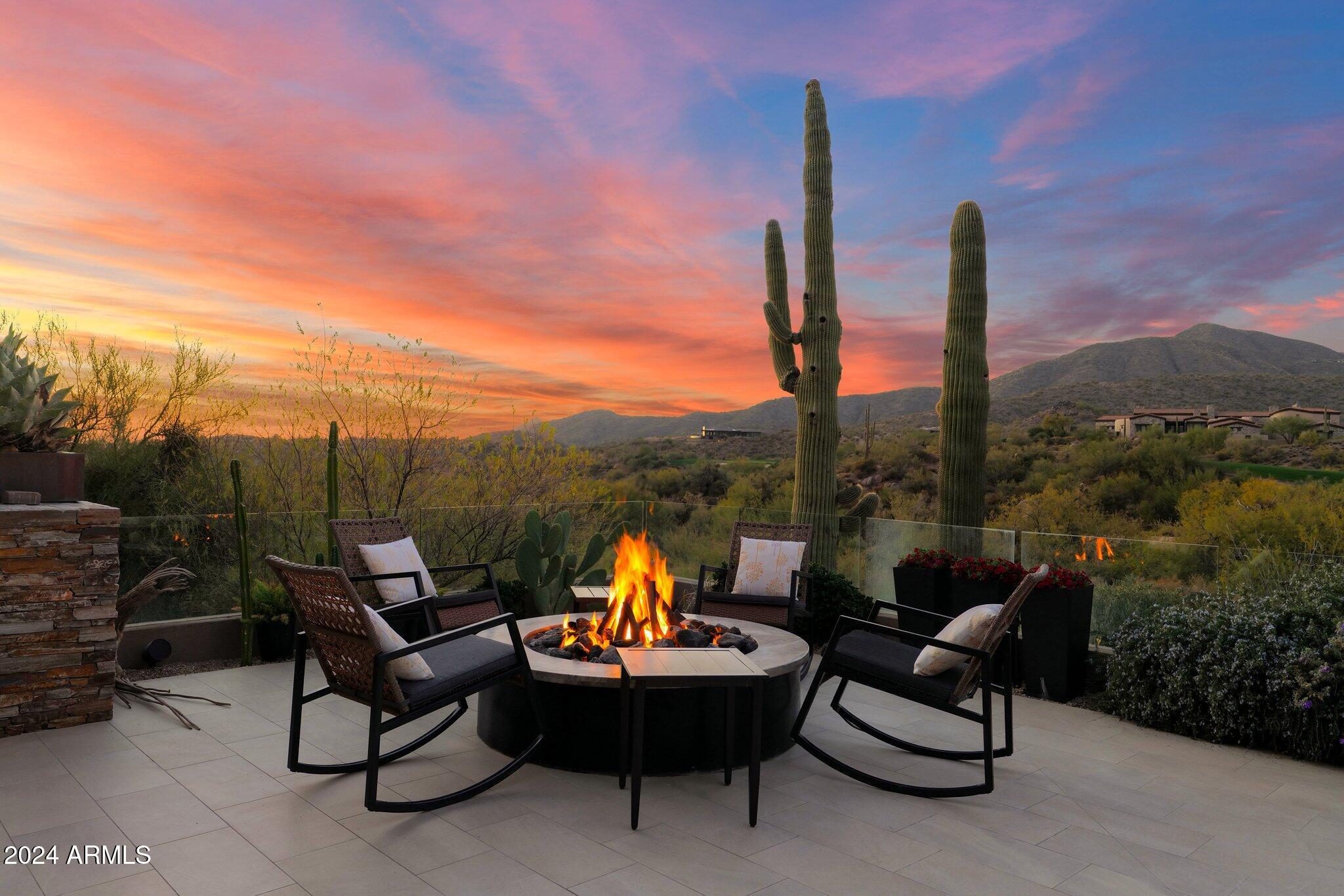 DESERT MOUNTAIN - Residential