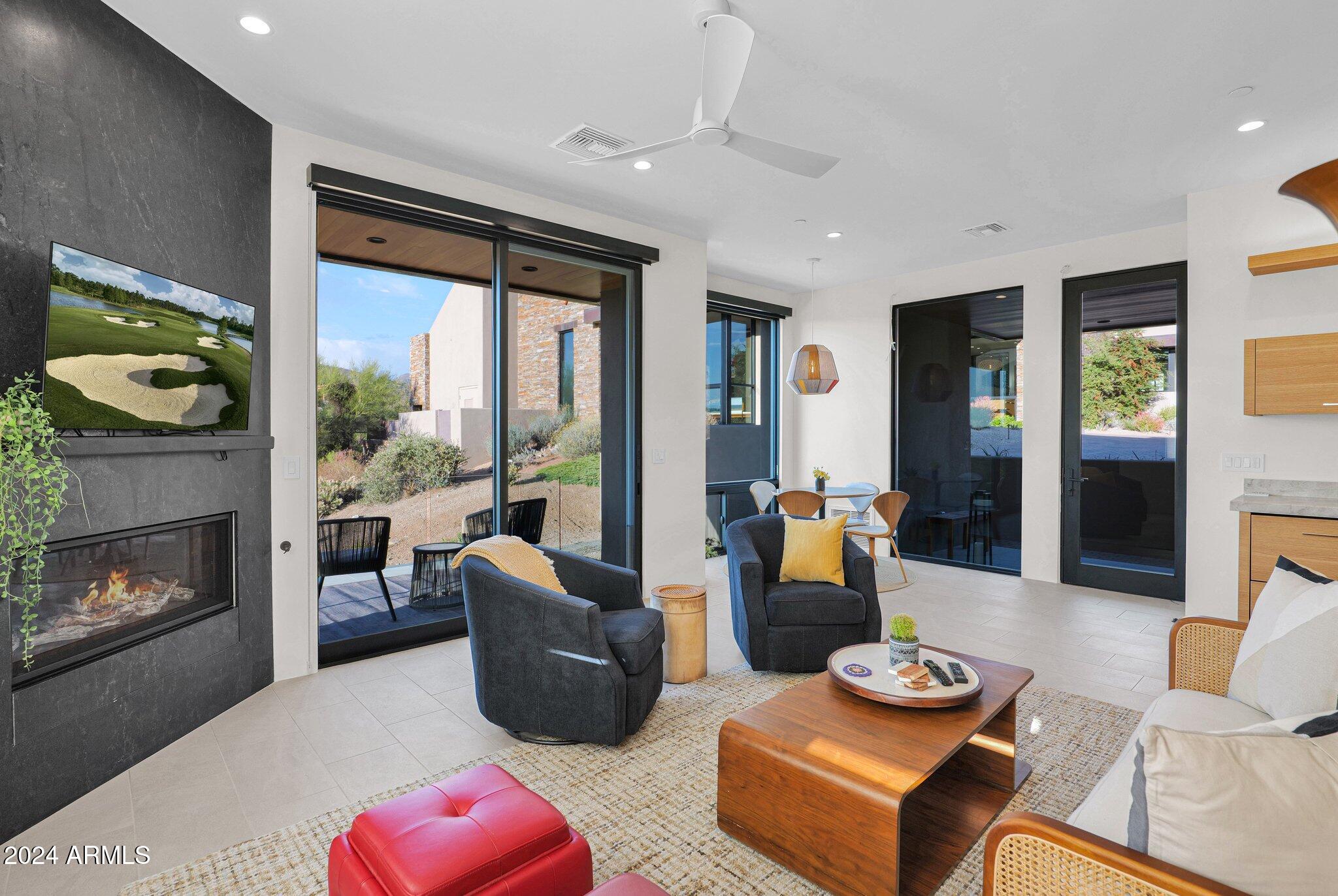 DESERT MOUNTAIN - Residential