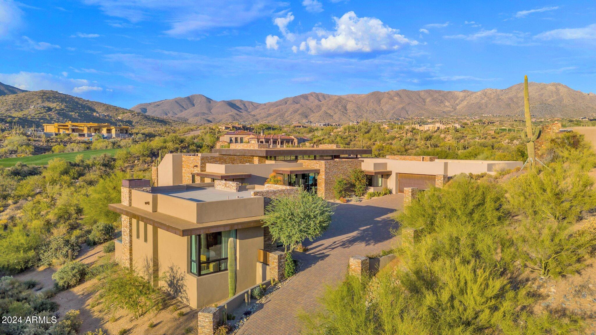DESERT MOUNTAIN - Residential