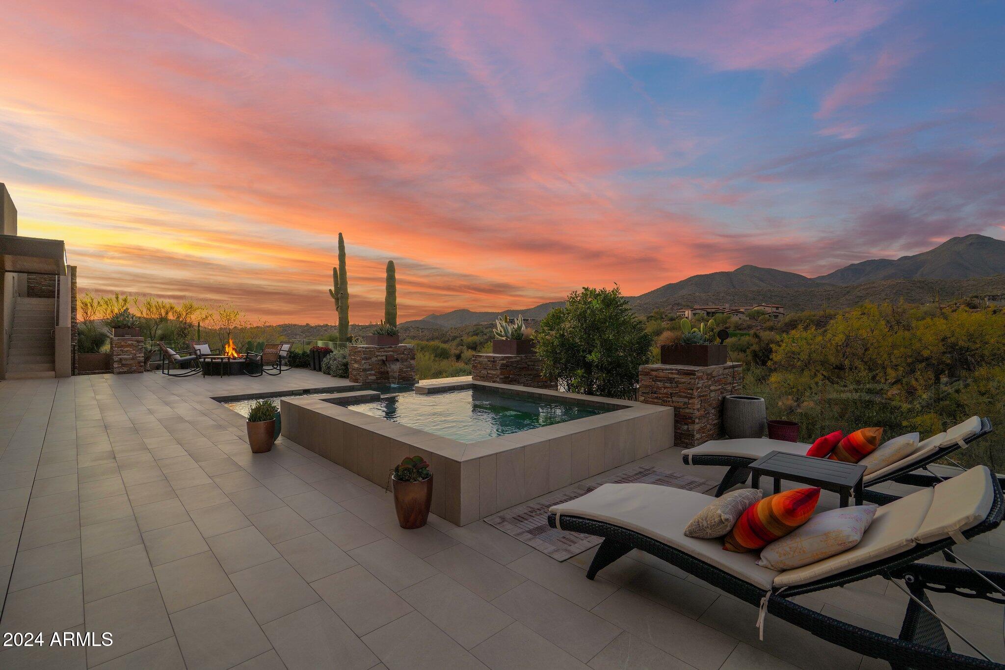 DESERT MOUNTAIN - Residential