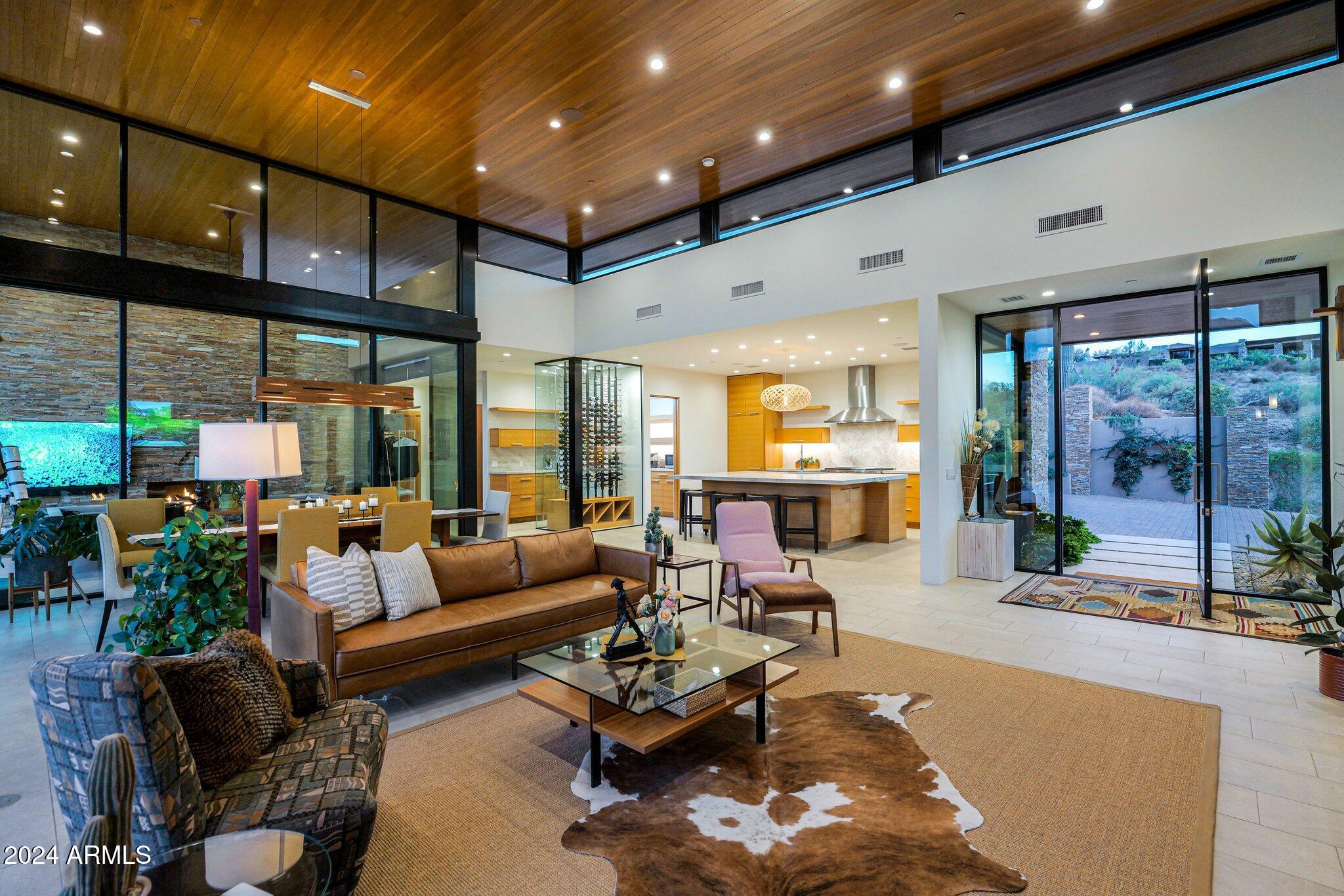DESERT MOUNTAIN - Residential