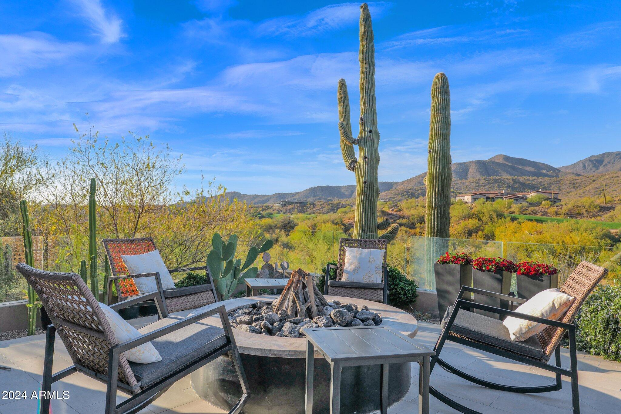 DESERT MOUNTAIN - Residential