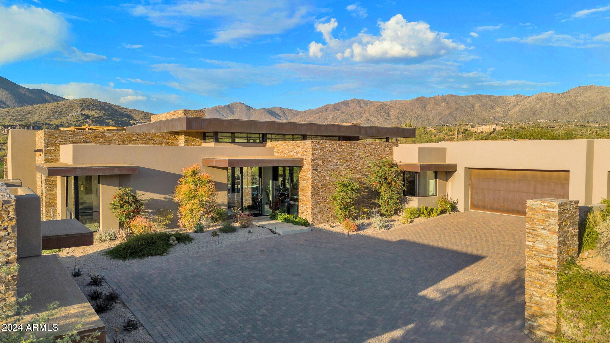 DESERT MOUNTAIN - Residential