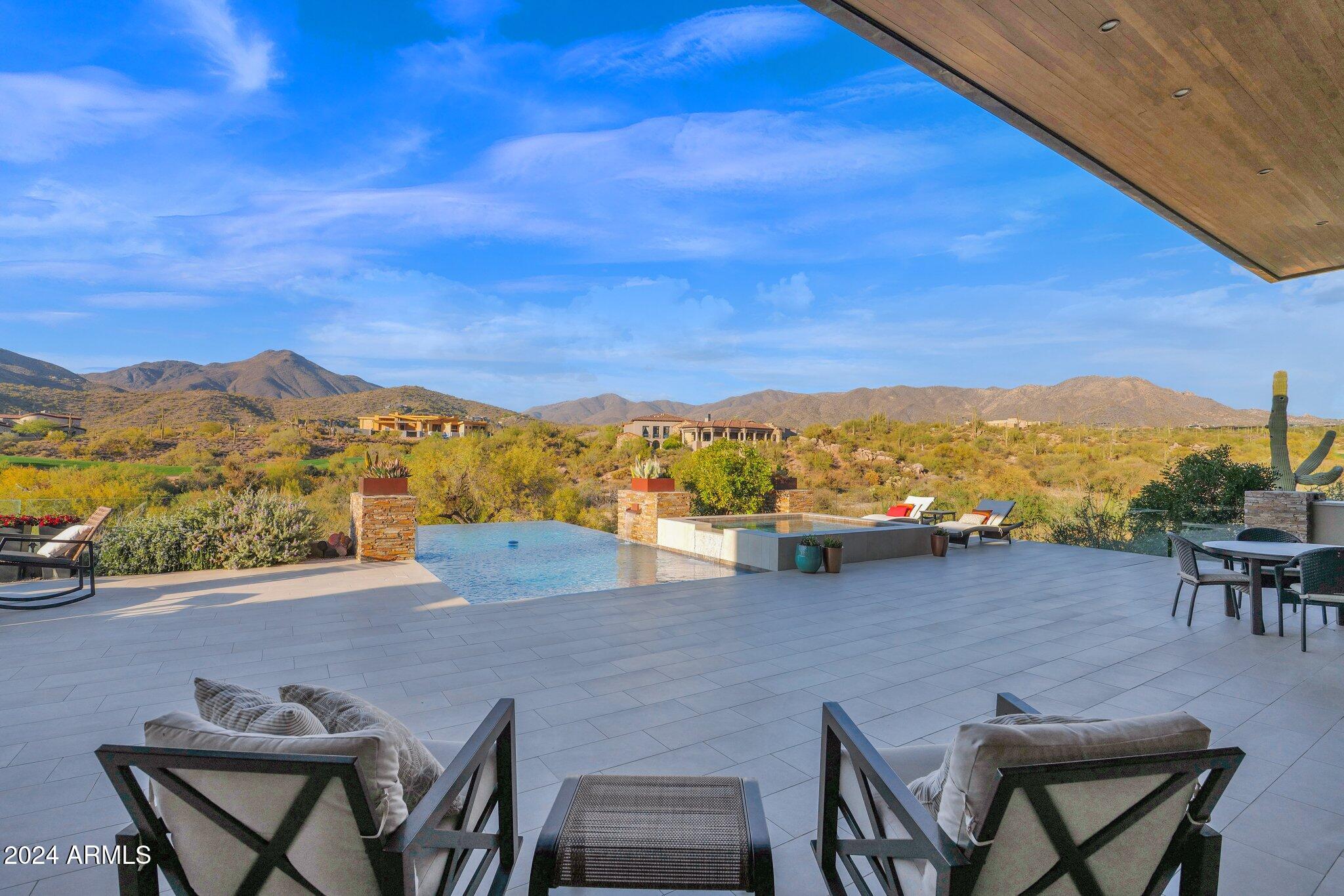 DESERT MOUNTAIN - Residential