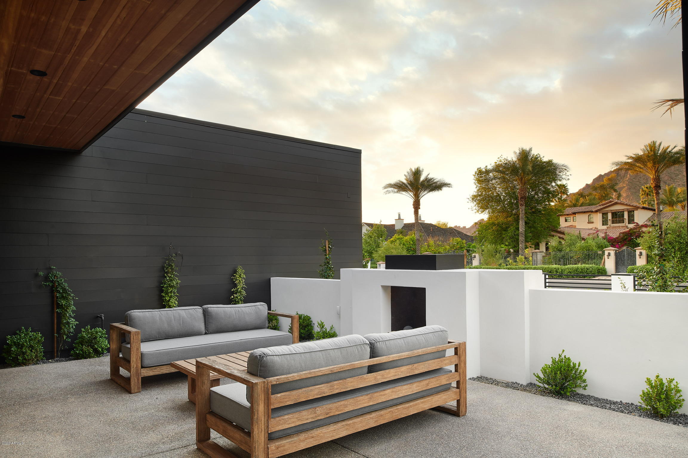 JOKAKE TERRACE - Residential