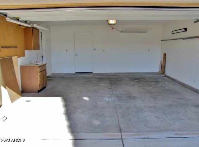 QUAIL HOLLOW - Residential Lease