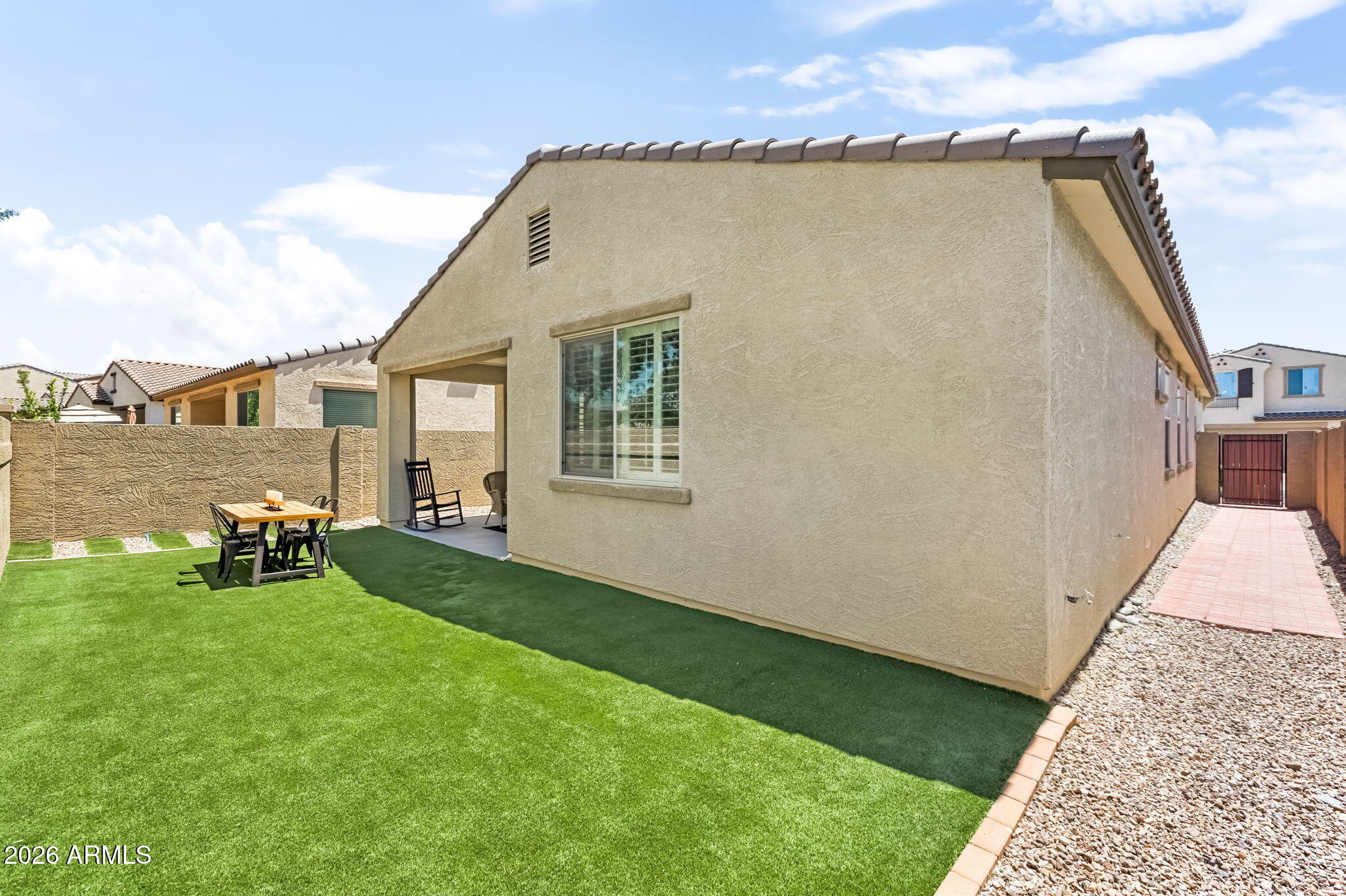 PLAZA DEL RIO - Residential
