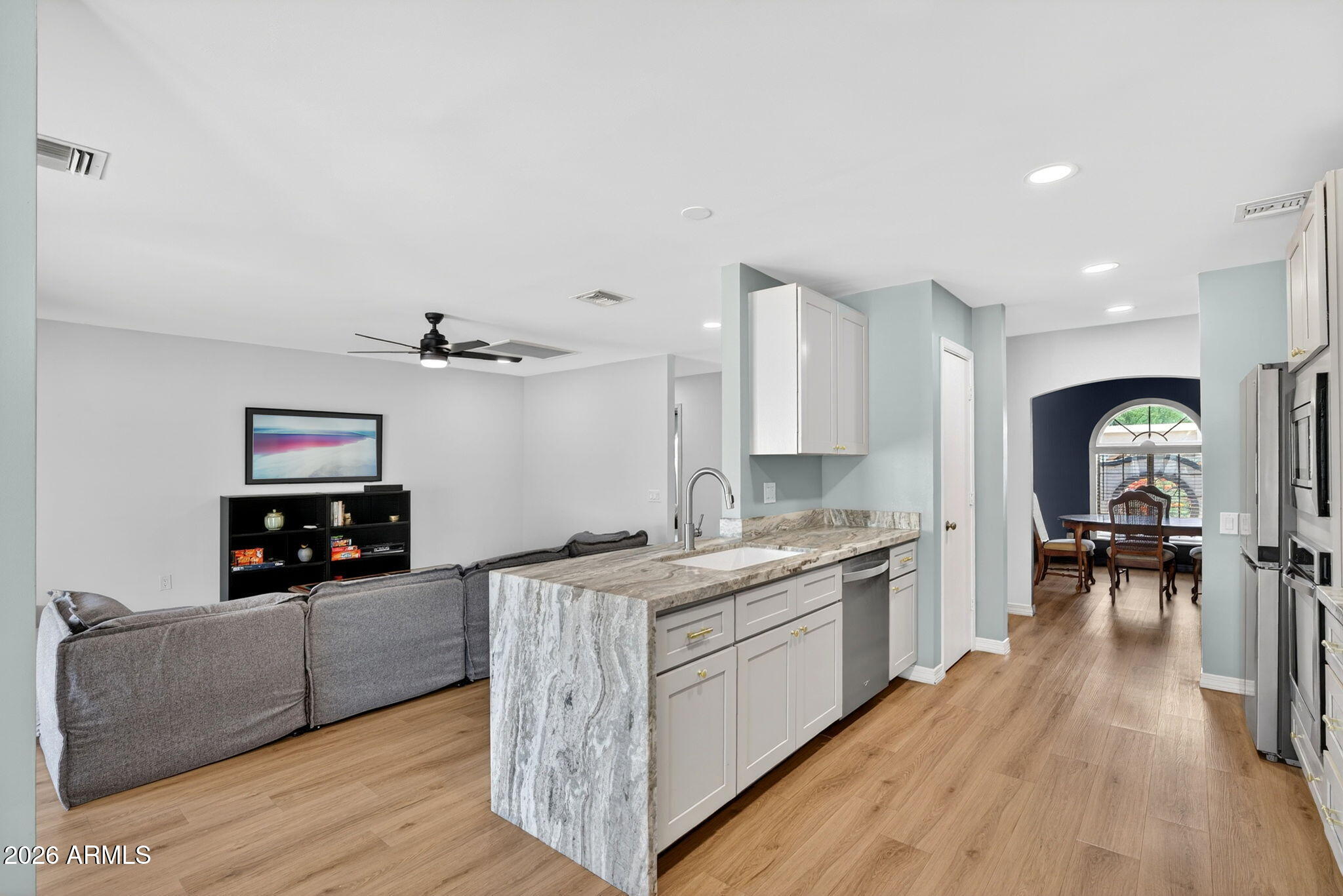 APACHE COUNTRY CLUB ESTATES UNIT 6 - Residential