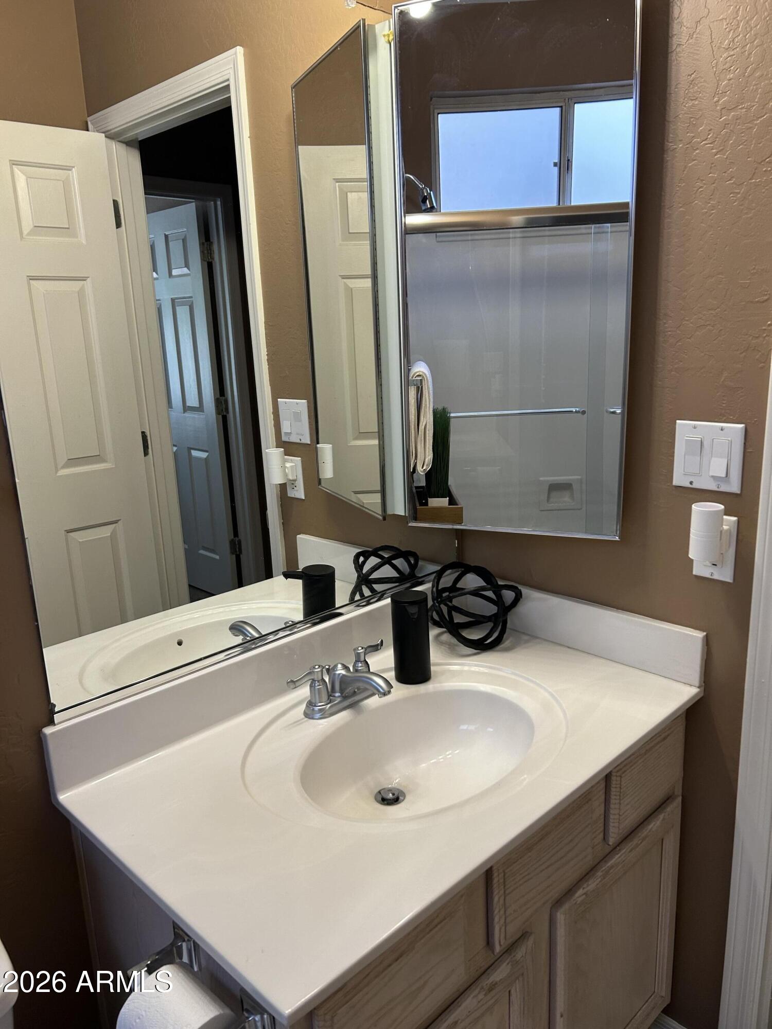 Warner Ranch 3 - Residential Lease