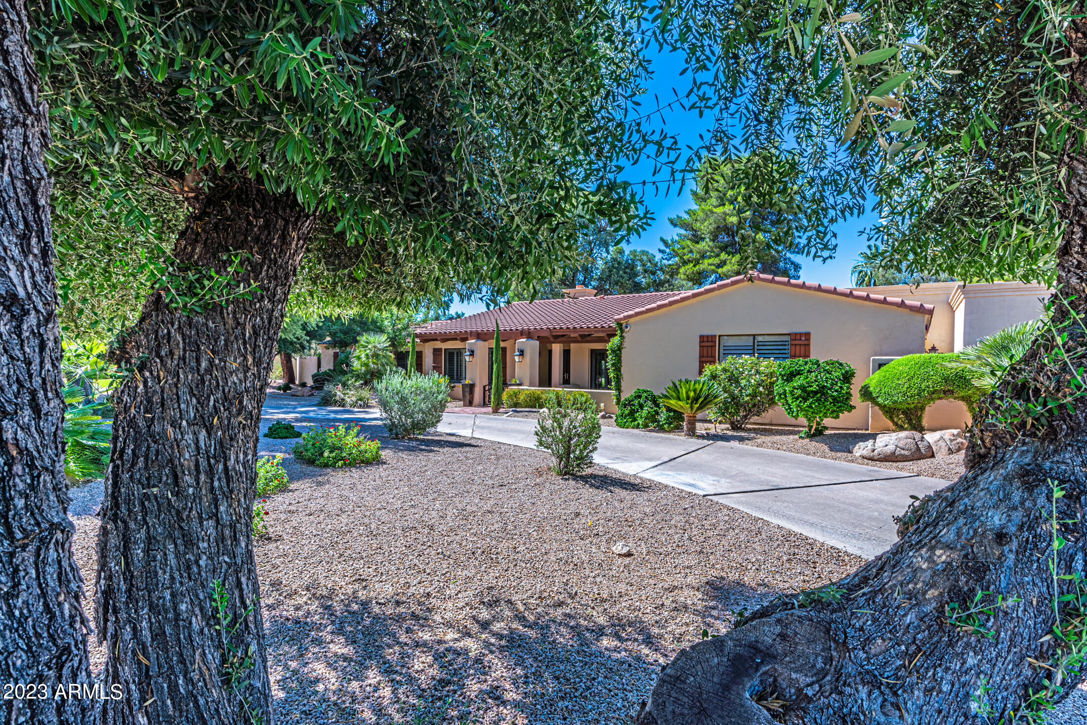 Equestrian Manor - Residential