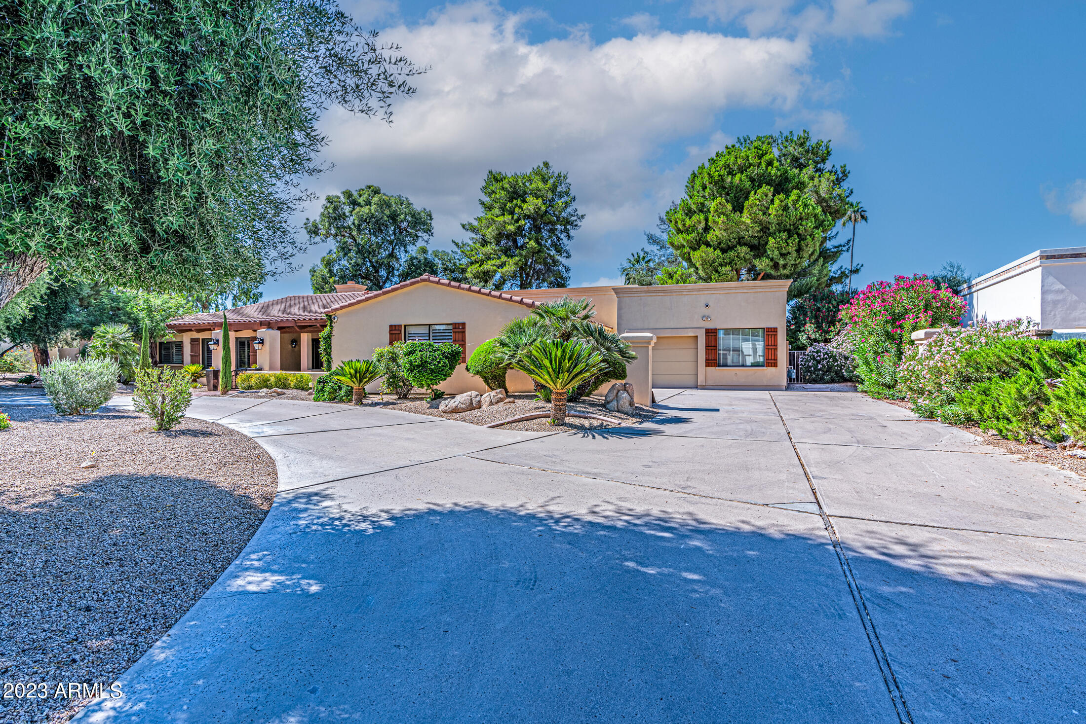 Equestrian Manor - Residential