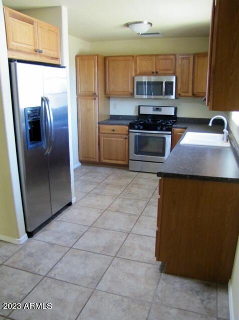 VALLEY VISTA ESTATES - Residential Lease