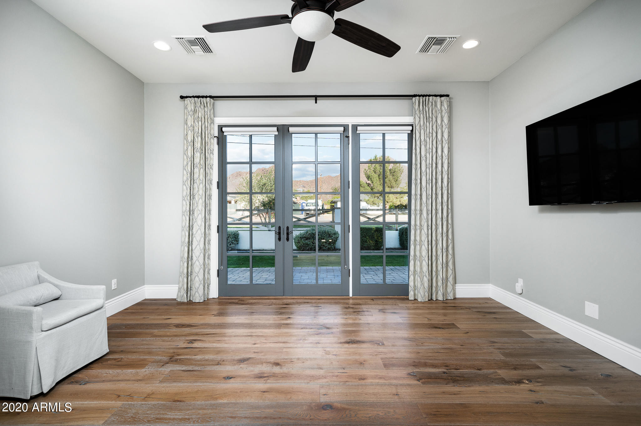 FAIRLANE - Residential
