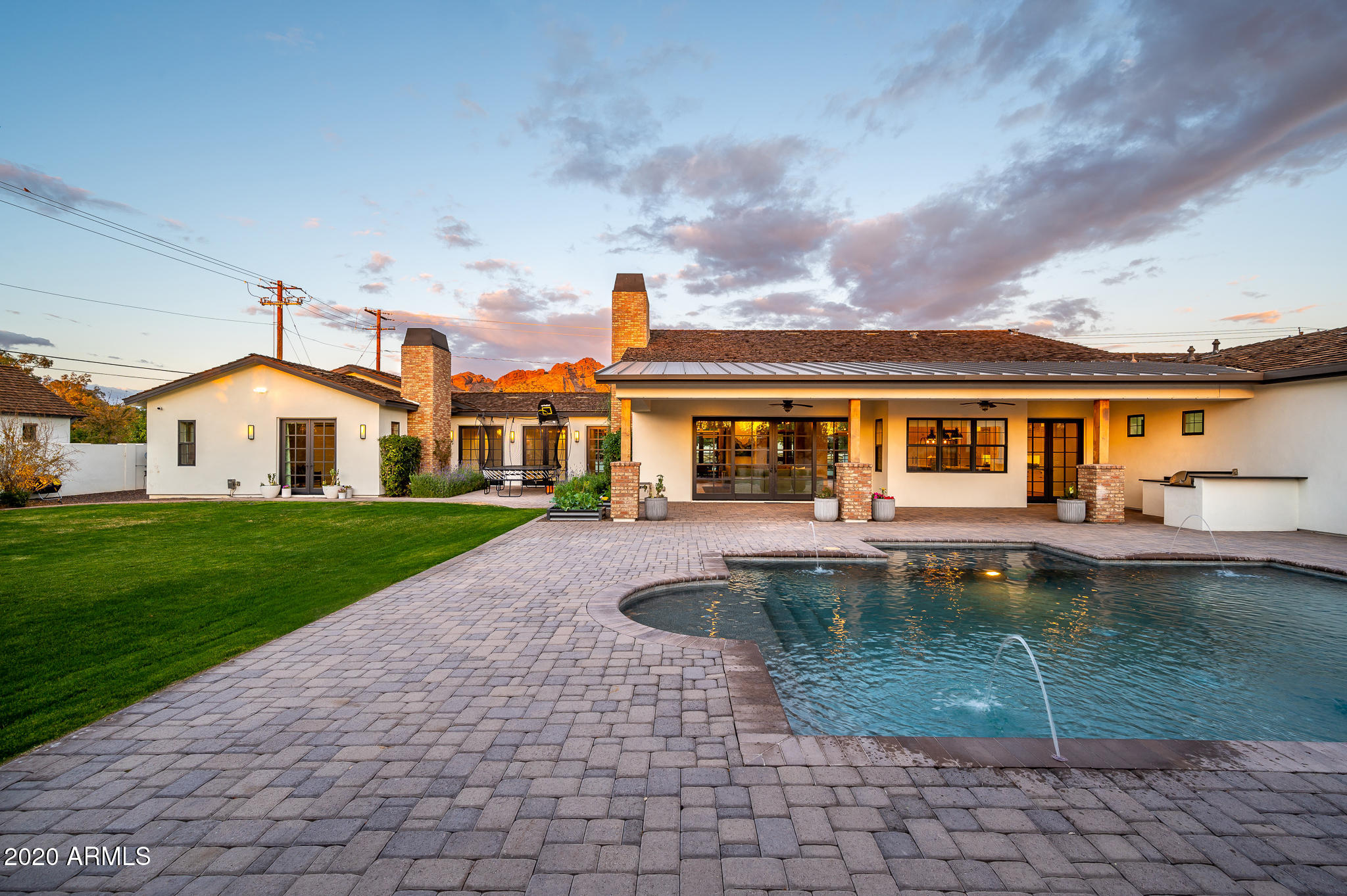 FAIRLANE - Residential