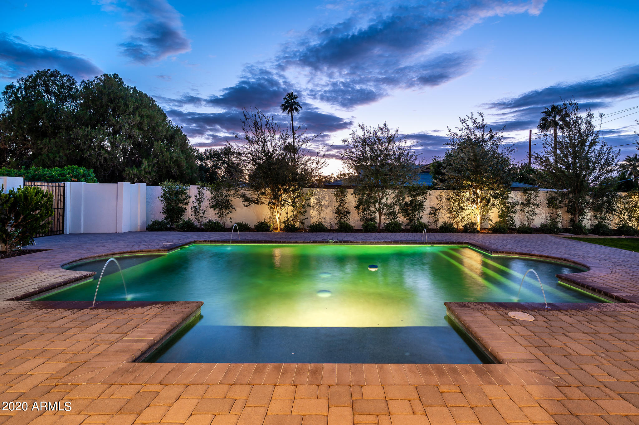 FAIRLANE - Residential
