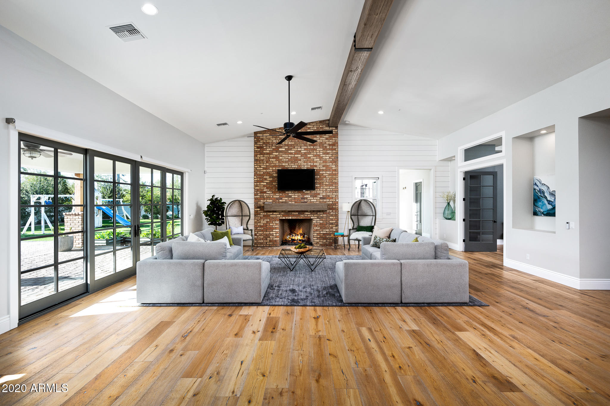 FAIRLANE - Residential