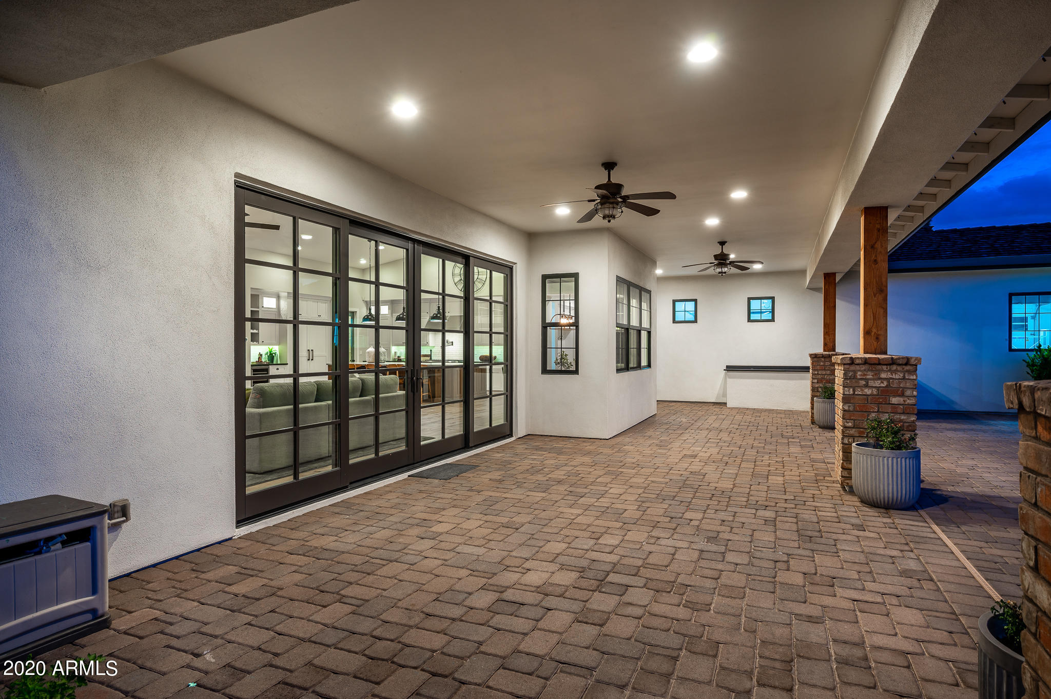 FAIRLANE - Residential