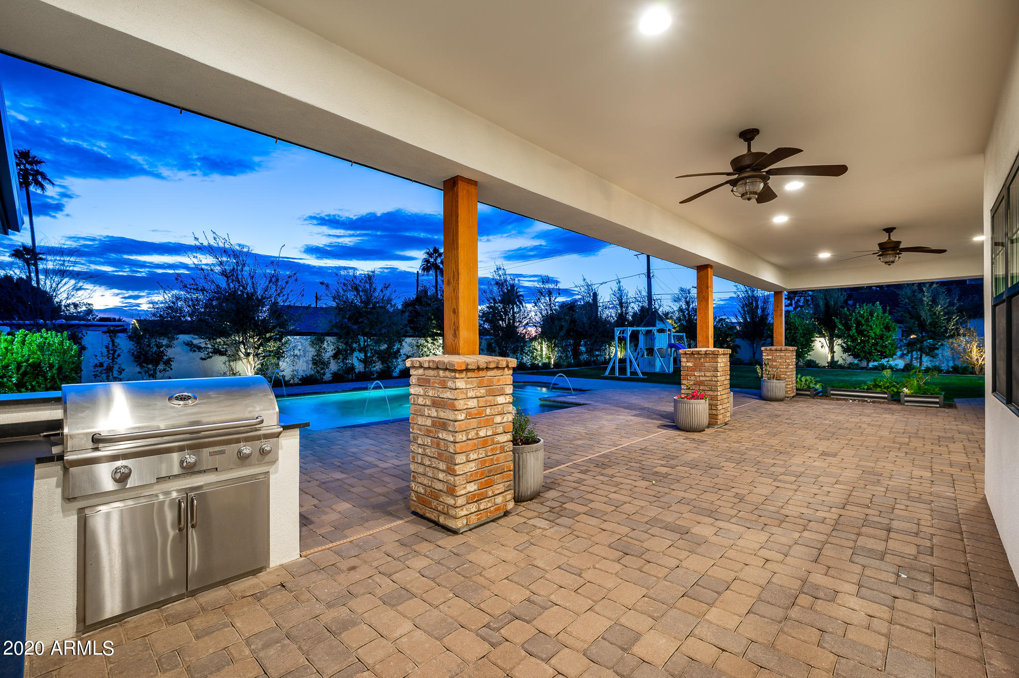 FAIRLANE - Residential
