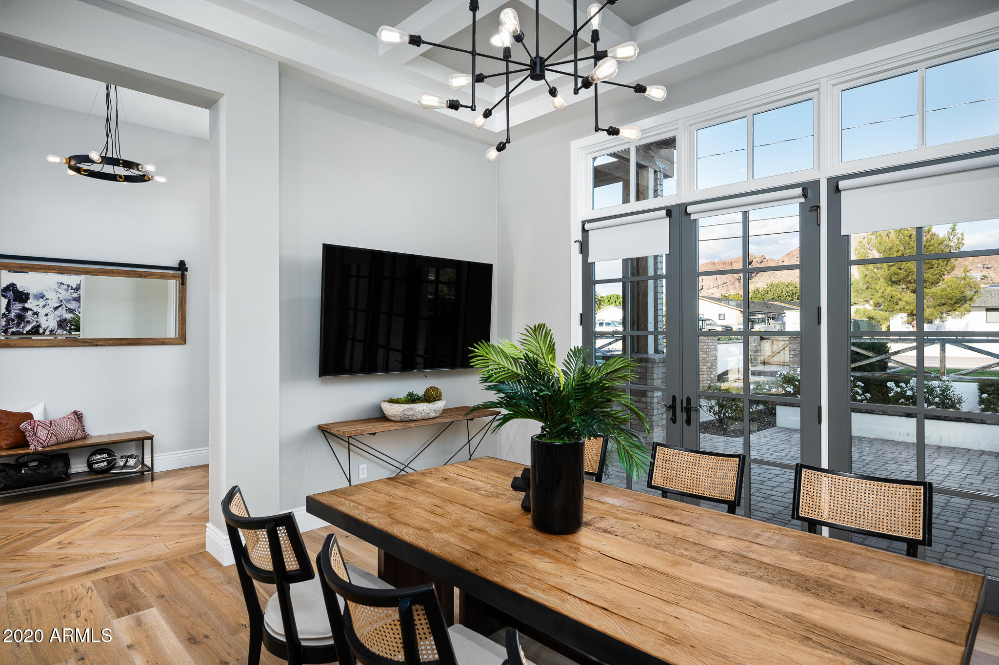 FAIRLANE - Residential
