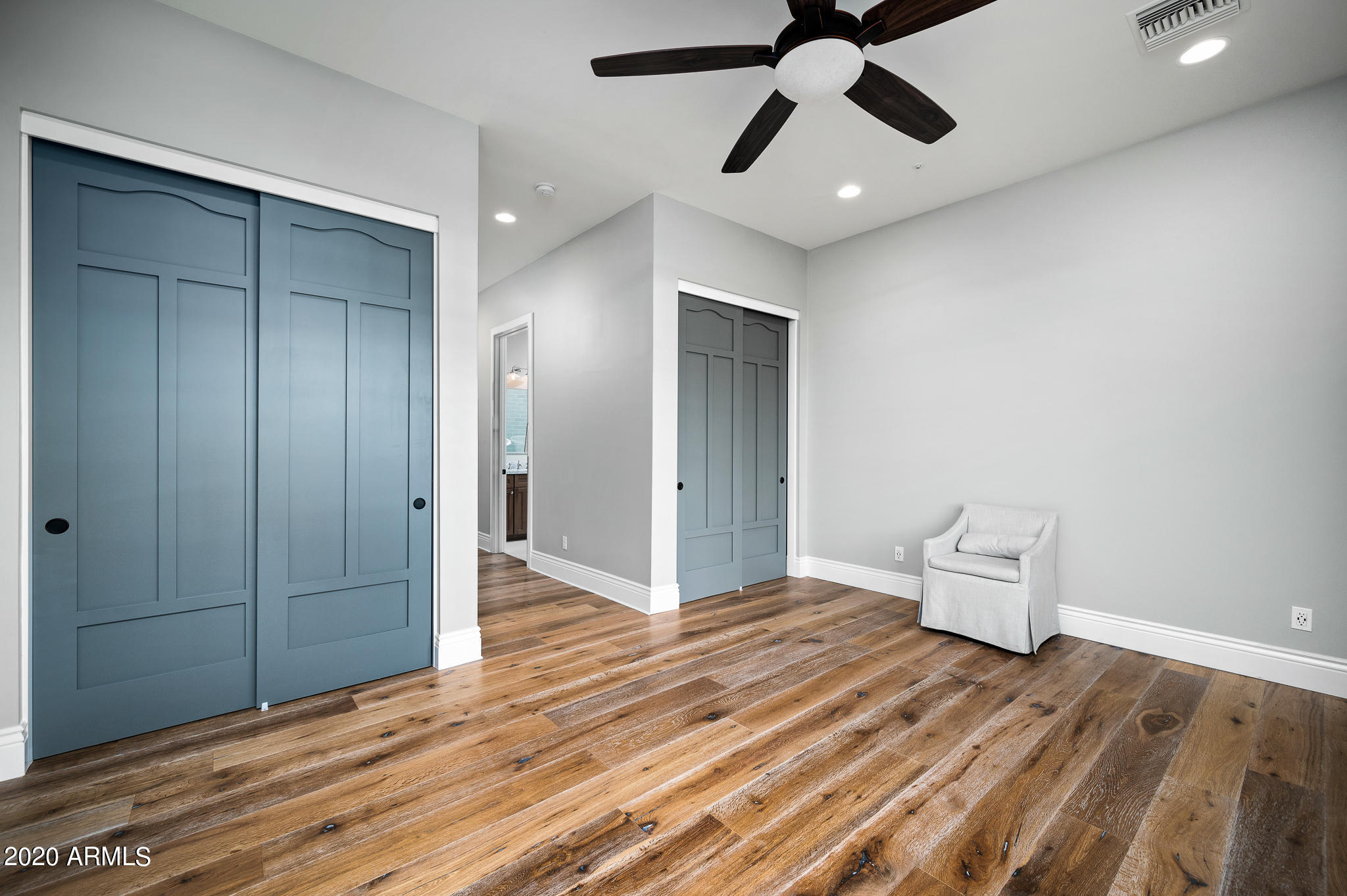 FAIRLANE - Residential
