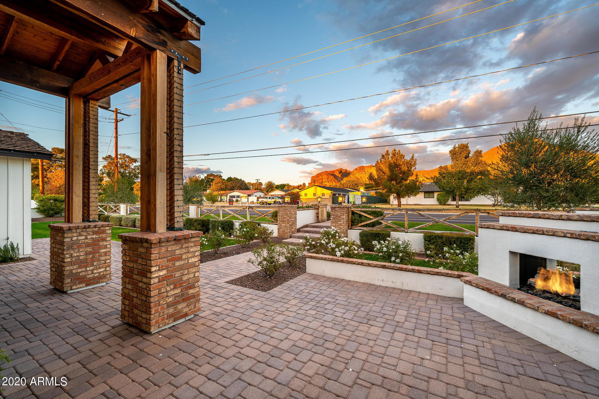 FAIRLANE - Residential