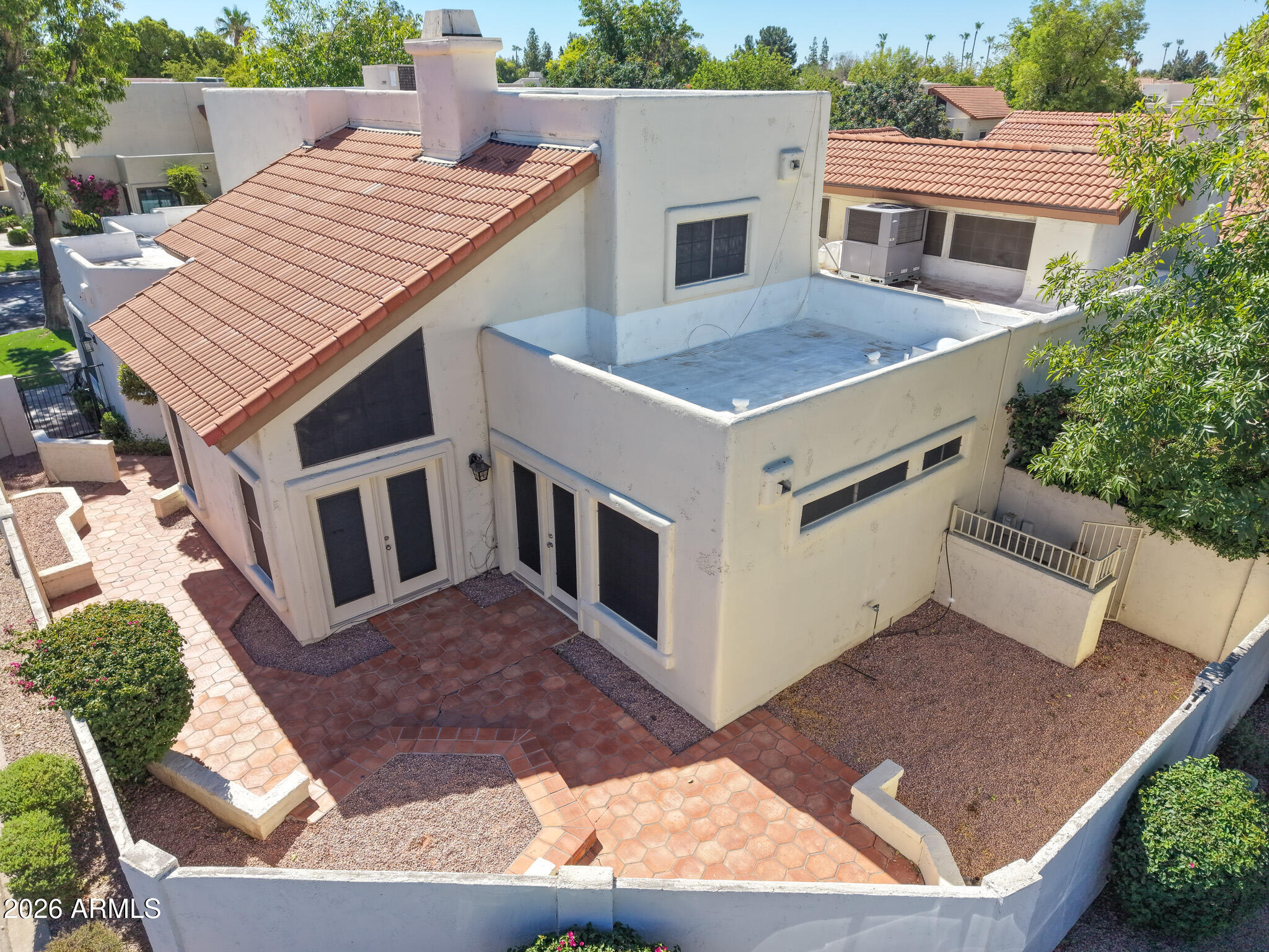 ALTA MIRADA TOWNHOMES - Residential