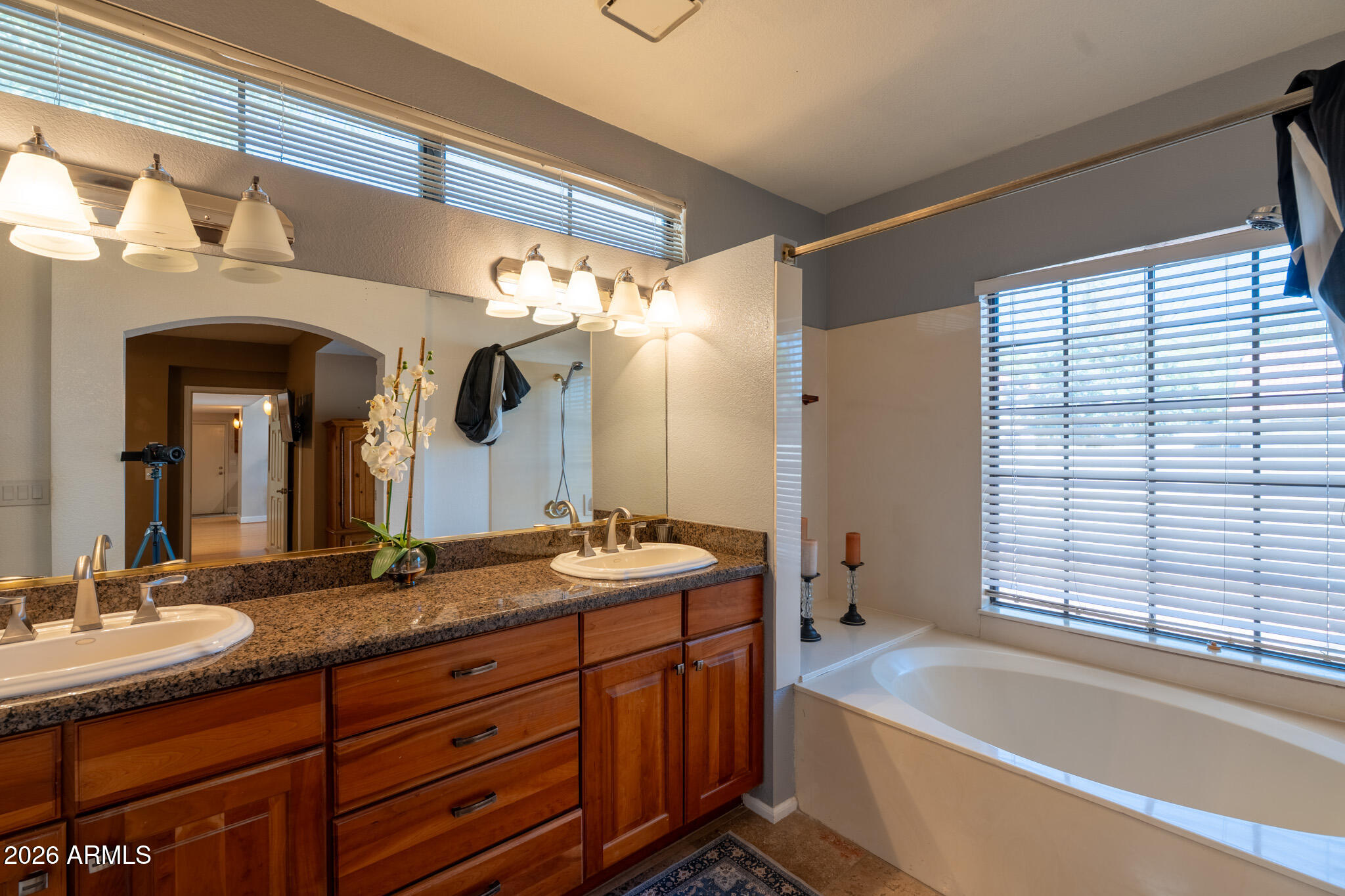 ALTA MIRADA TOWNHOMES - Residential