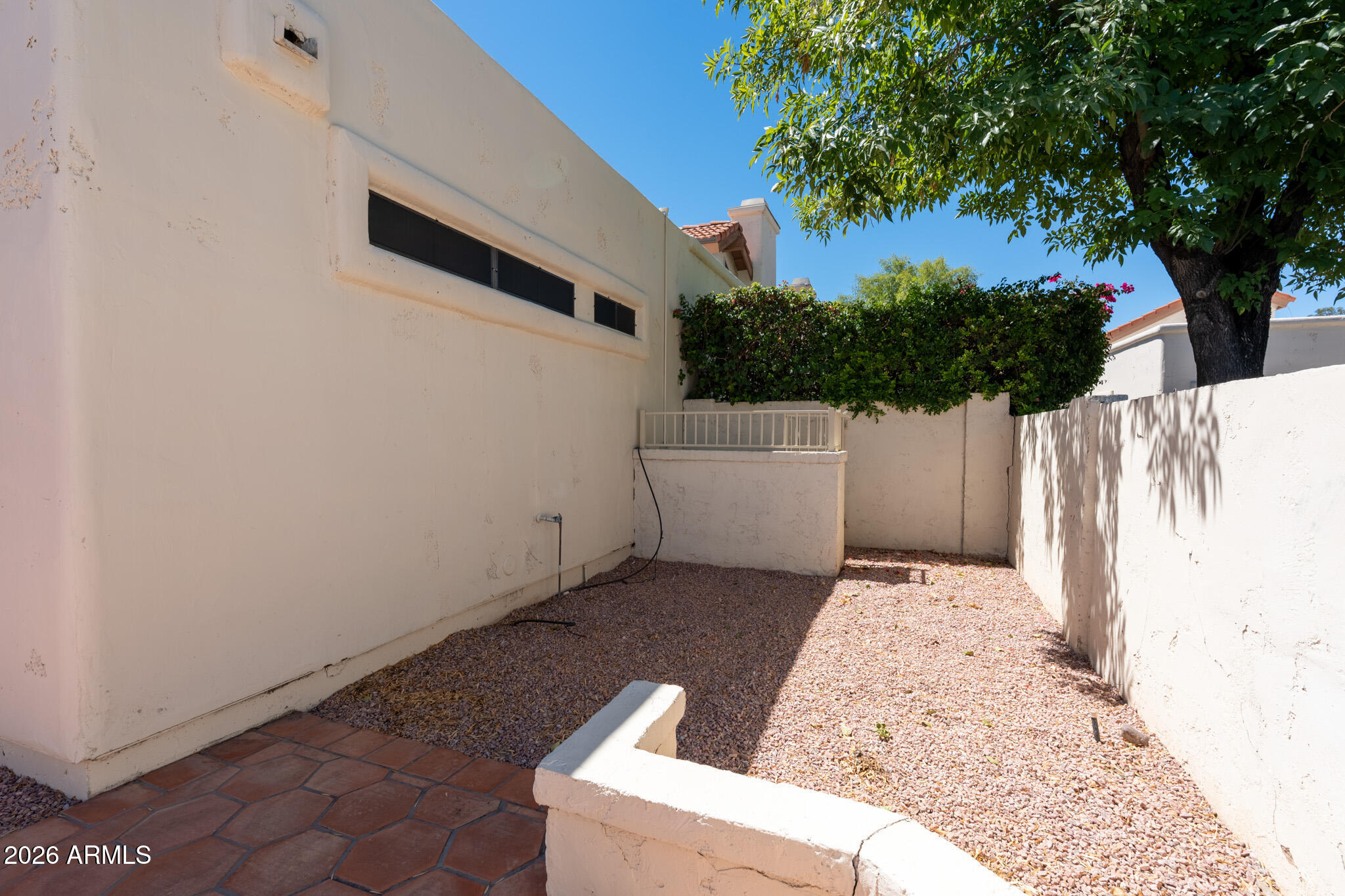 ALTA MIRADA TOWNHOMES - Residential